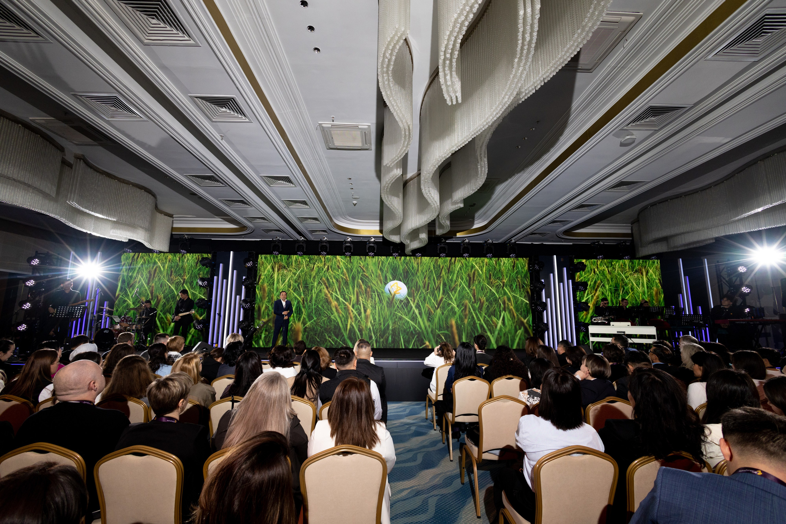 Конференция AstraZeneca 2026. Кристина Шнайдер репортажный фотограф Алматы