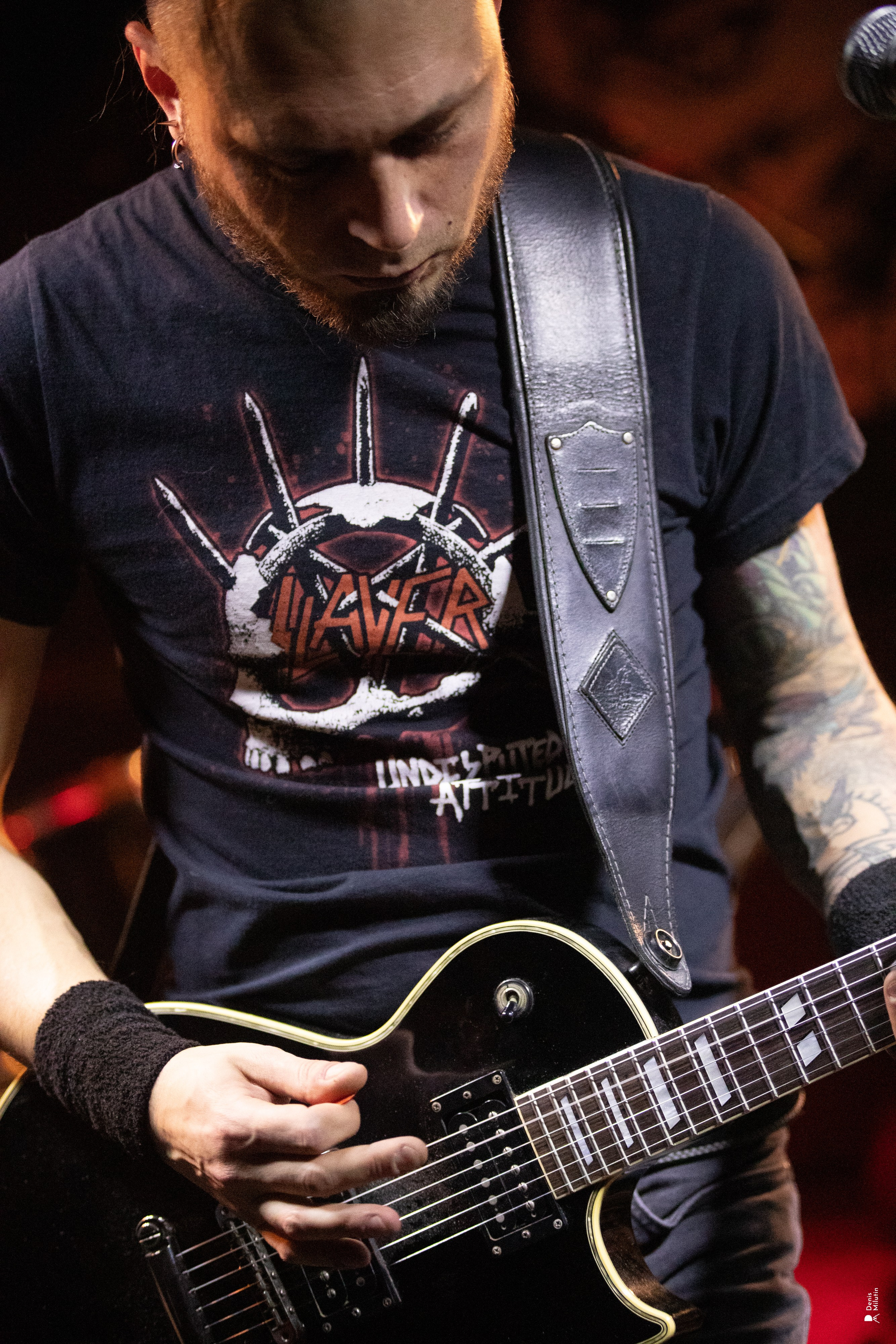 Рядом Ассенизаторы. Портретный фотограф Денис Милютин