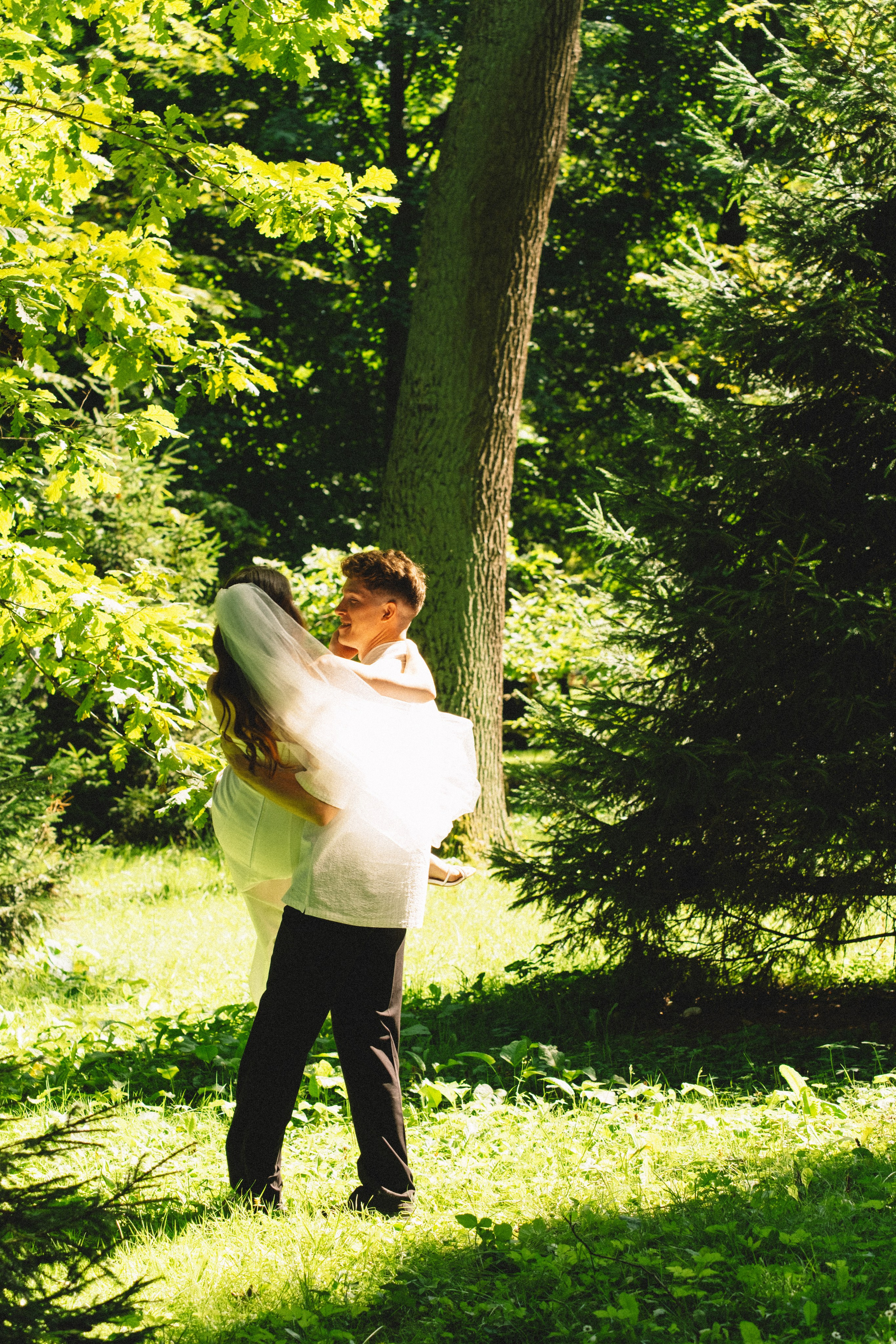 СВАДЕБНАЯ СЬЕМКА В ПЕТЕРГОФЕ И СЬЕМКА РЕПОРТАЖА В ЗАГСЕ ПЕТЕРГОФА. Профессиональный фотограф, Санкт-Петербург — Виктория Богомолова