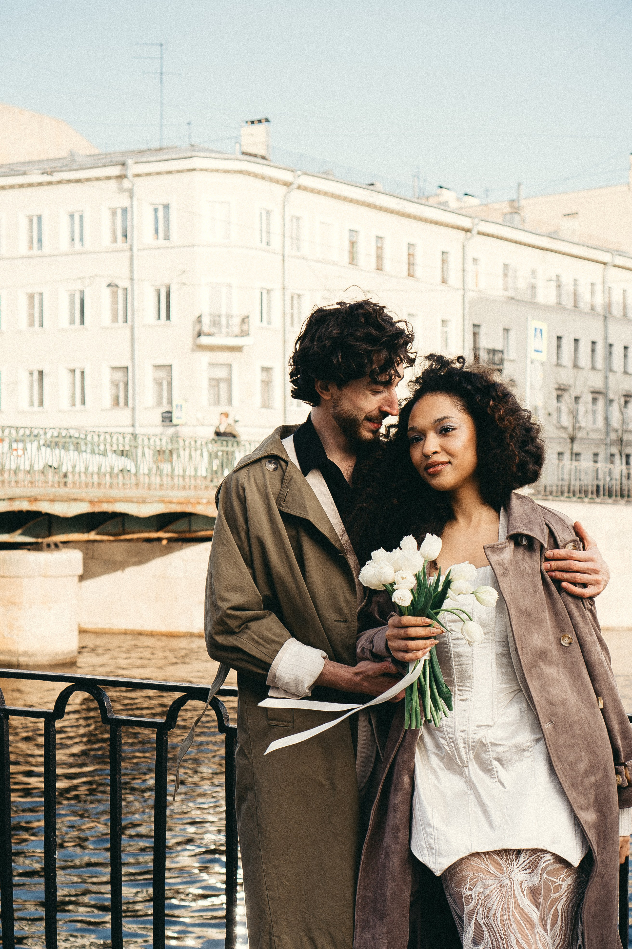 СВАДЕБНАЯ ПРОГУЛКА ПО ПЕТРОГРАДКЕ ВЕСНОЙ. СВАДЕБНАЯ ФОТОСЕССИИЯ НА ПЕТРОГРАДКЕ. Профессиональный фотограф, Санкт-Петербург — Виктория Богомолова
