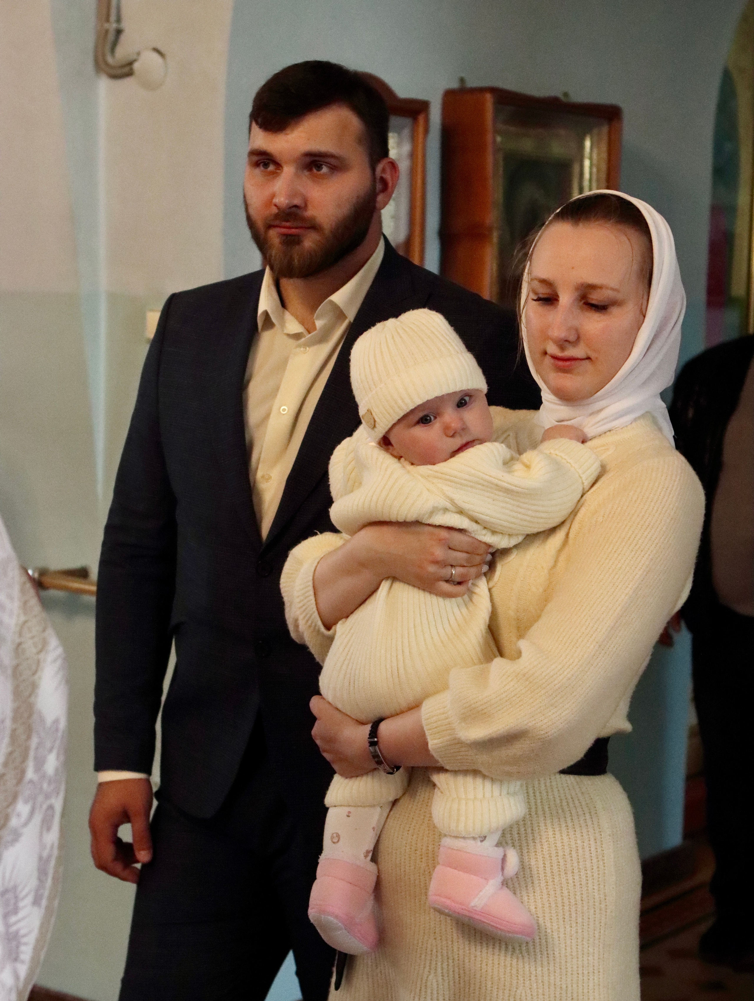 Анастасия и Вадим — крещение Виктории. Фотограф в Курске Смирнов Евгений