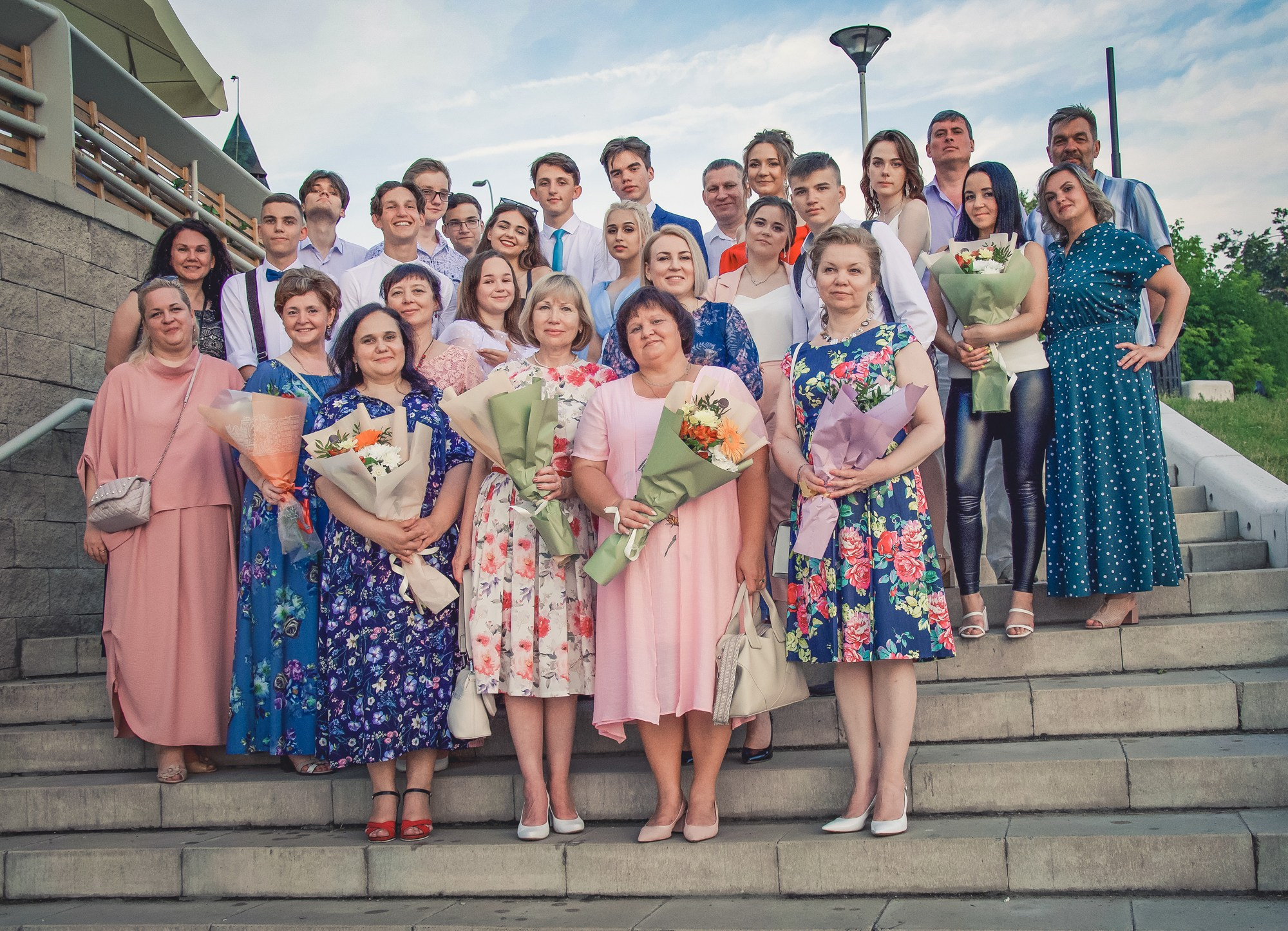 Фотосессия на школьный выпускной в Нижнем Новгороде. Фотограф Макс Огурцов в Нижнем Новгороде