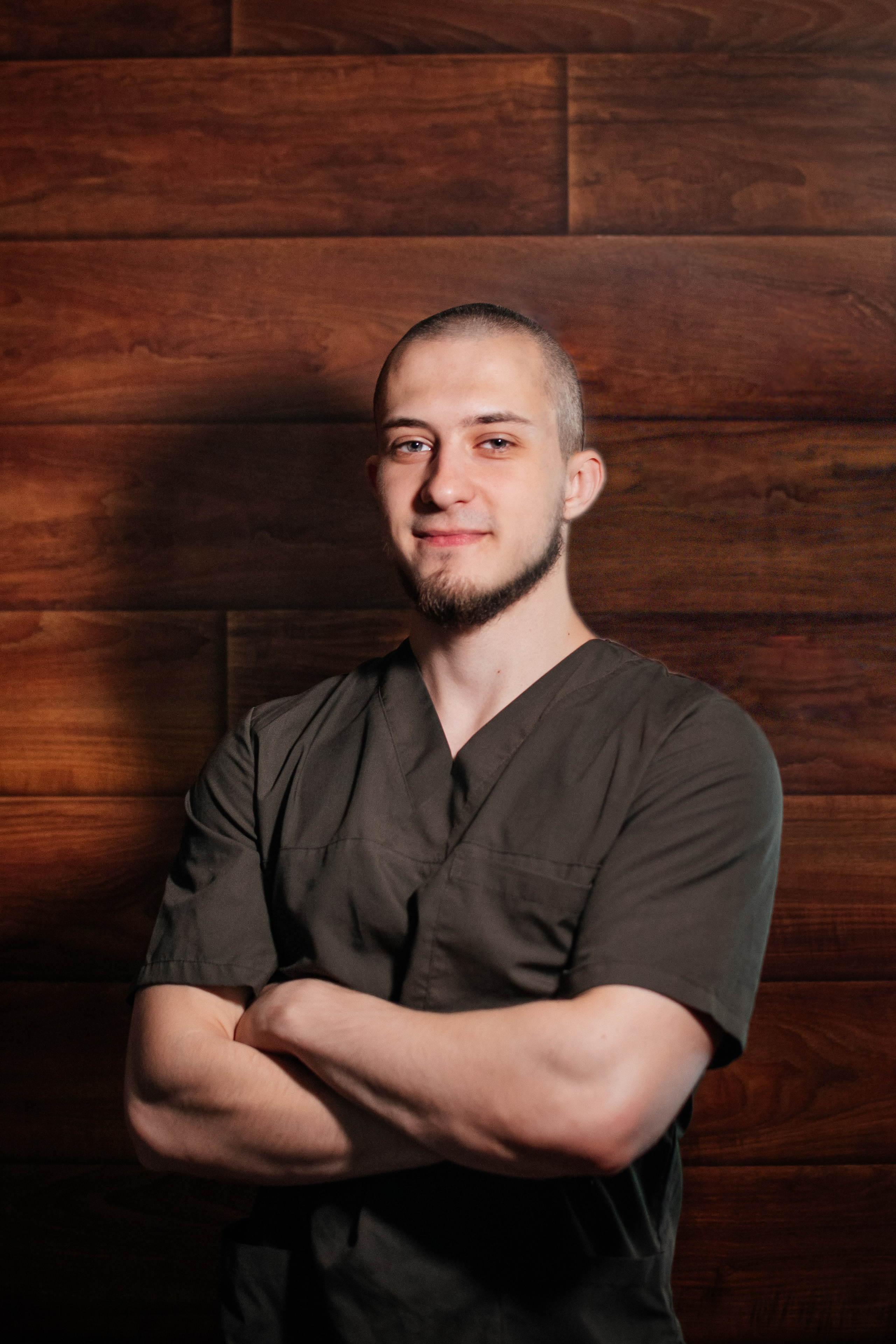 Массажист фитнес-клуба