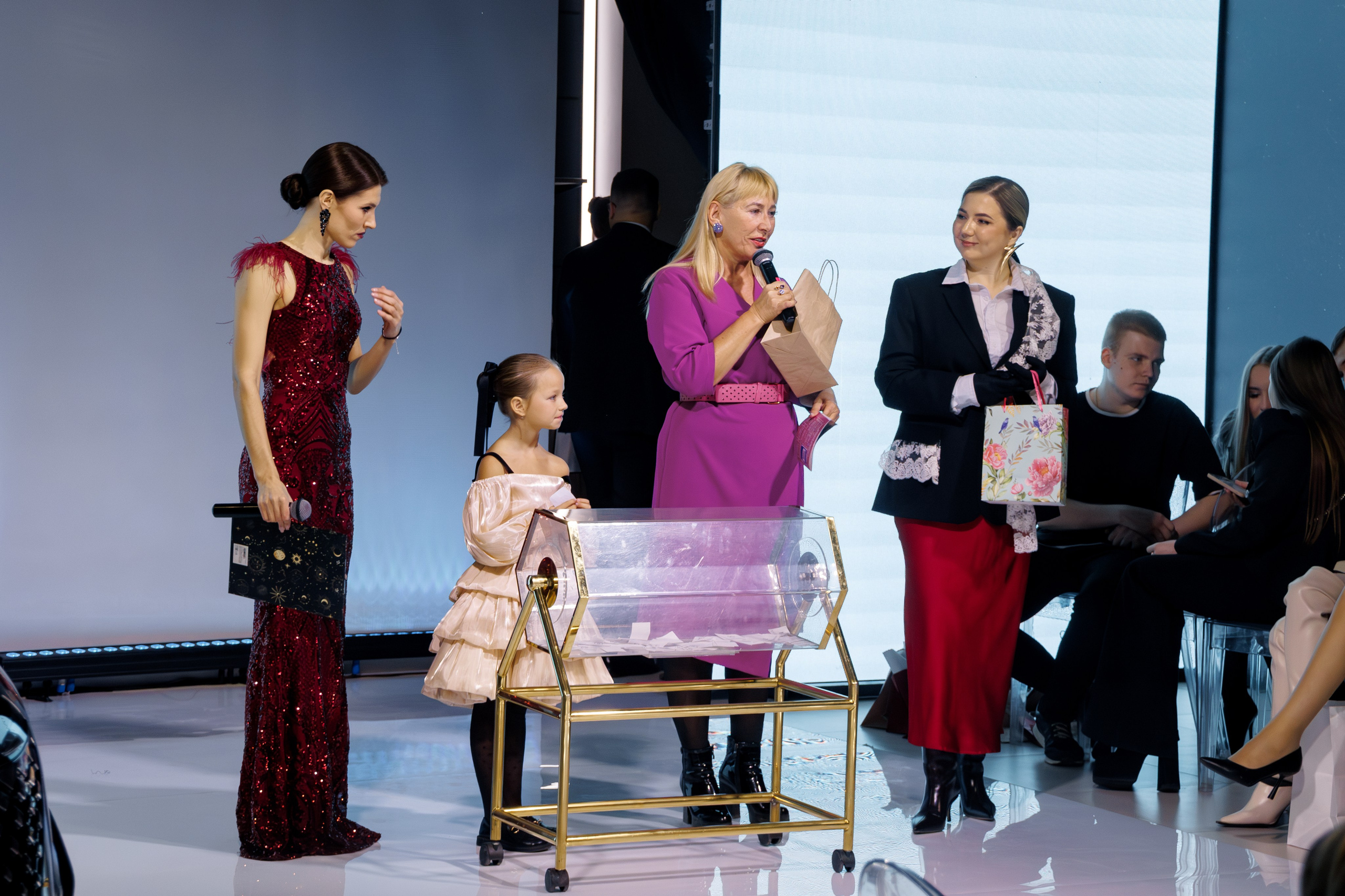 OMODA JAECOO FASHION FEST 2025. Свадебный фотограф в Иркутске Бобылев Никита