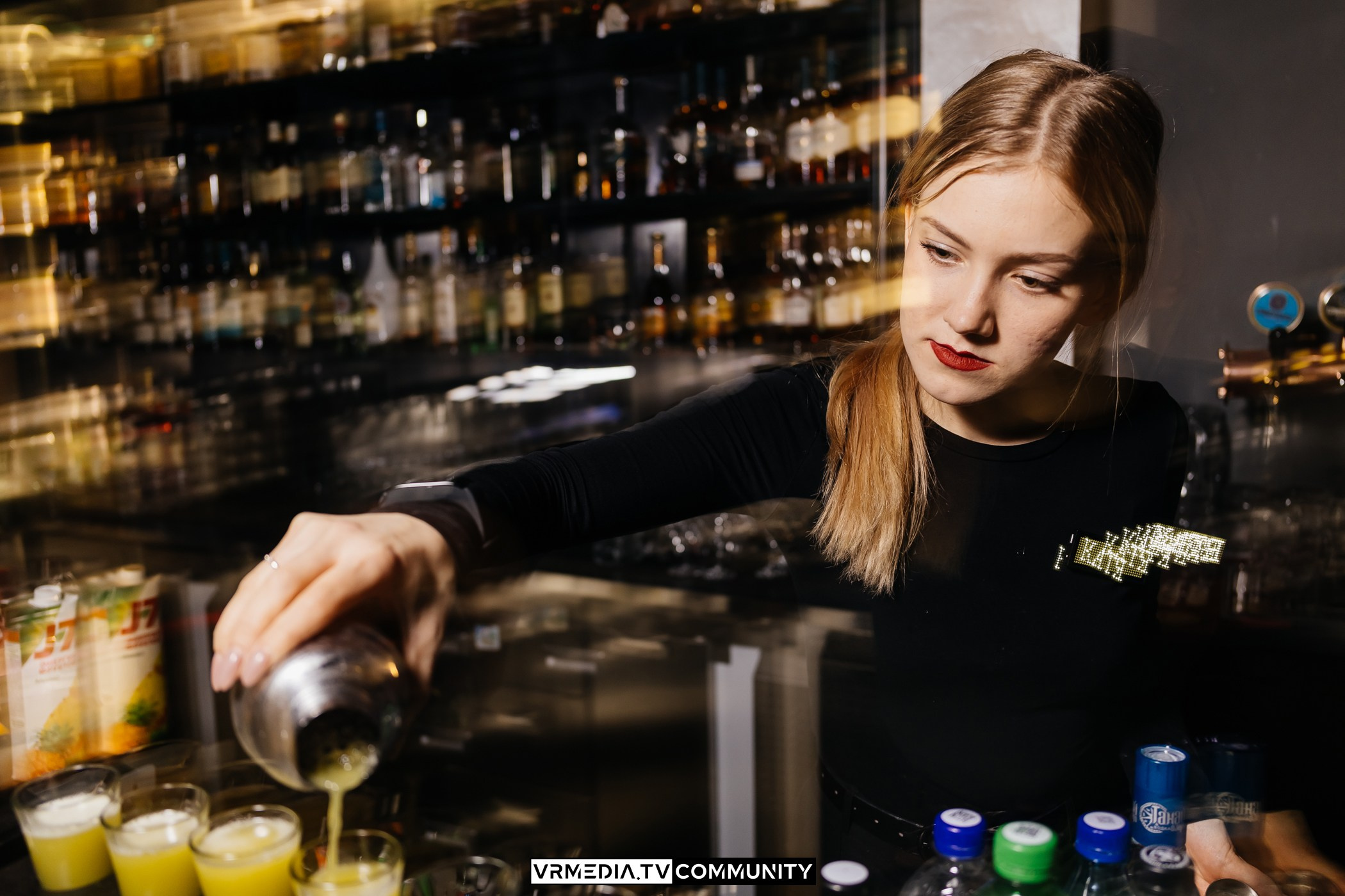 Караоке-бар «Volna»: Соло или дуэт?