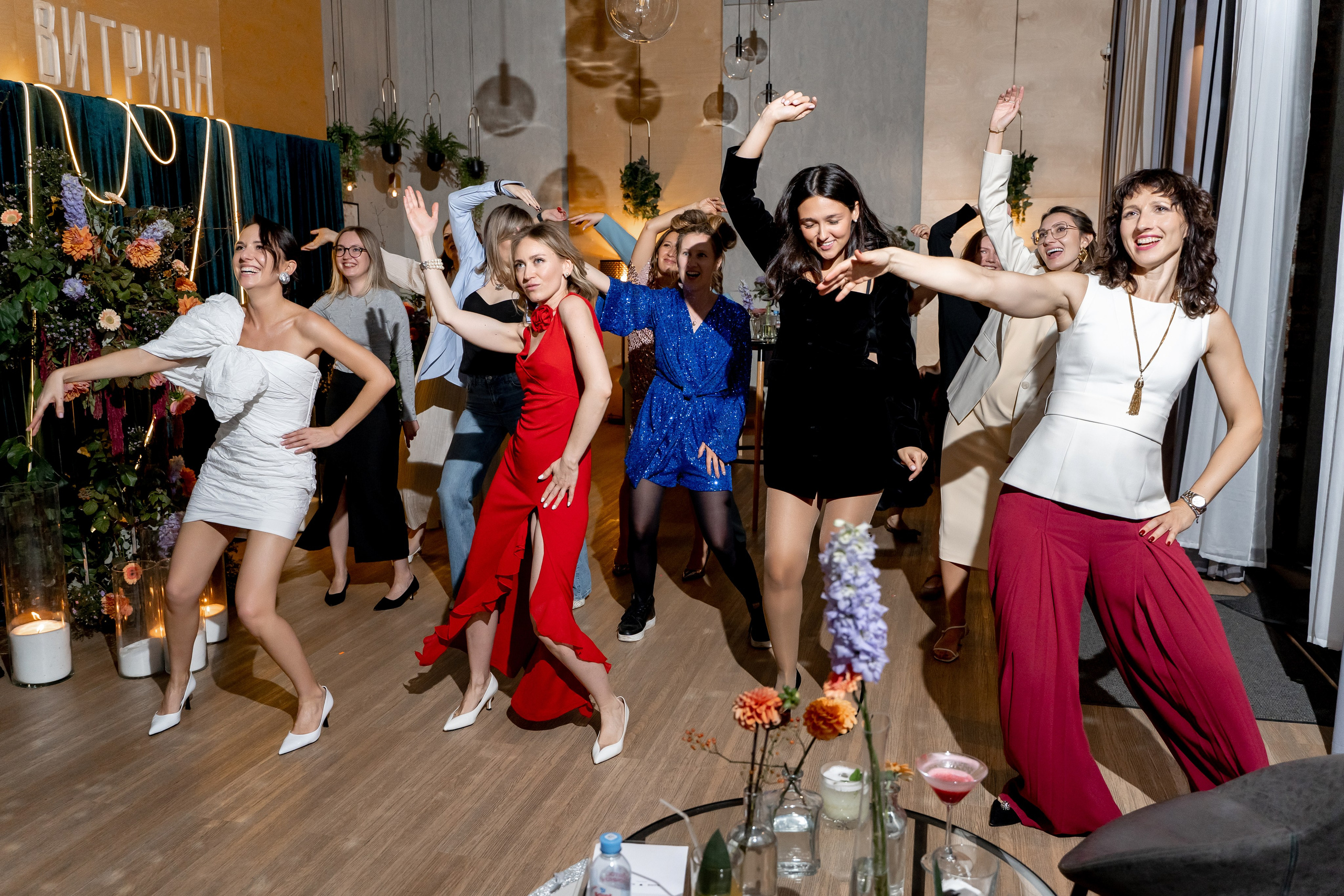 Репортаж мероприятия, репортажная съемка в Москве и Московской области, фотограф на мероприятие, фотосъемка юбилея, репортаж свадьбы, event, фотосессия на фотозоне, фотограф на юбилей, фотограф на день рождения, репортажный фотограф, съемка мероприятия, съемка на фотозоне, фотограф на корпоратив, фотограф на свадьбу, фотограф на детский праздник, фотограф на выпускной. Свадебный репортаж в лофте.