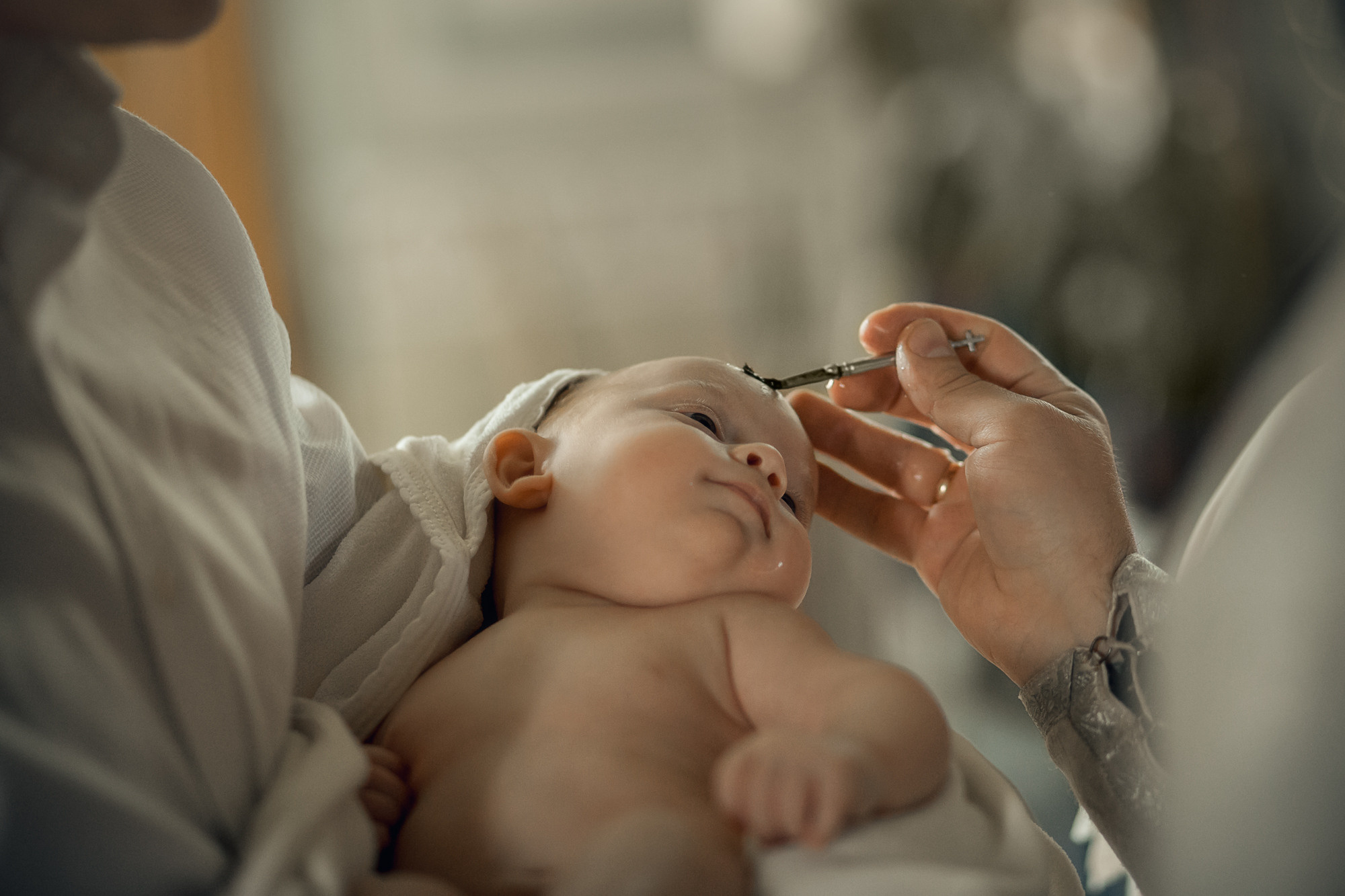 Крещение в храме Троицы Живоначальной в Болтино. Фотограф на Крещение, Венчание в Москве Ирина Шамина