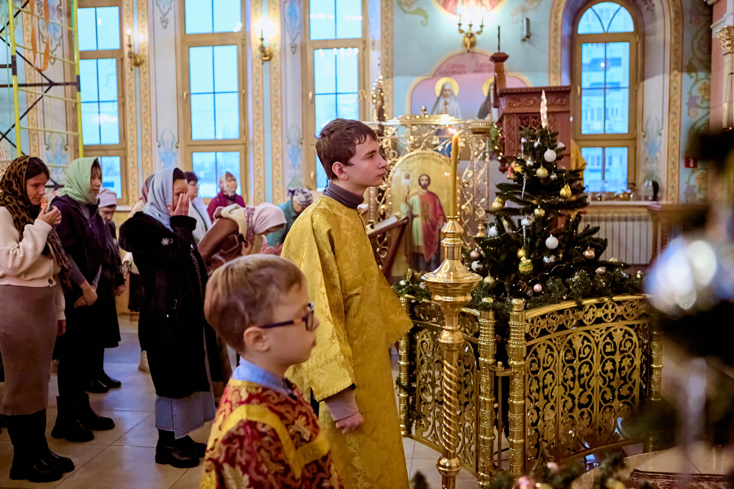 Фотографии во время богослужения