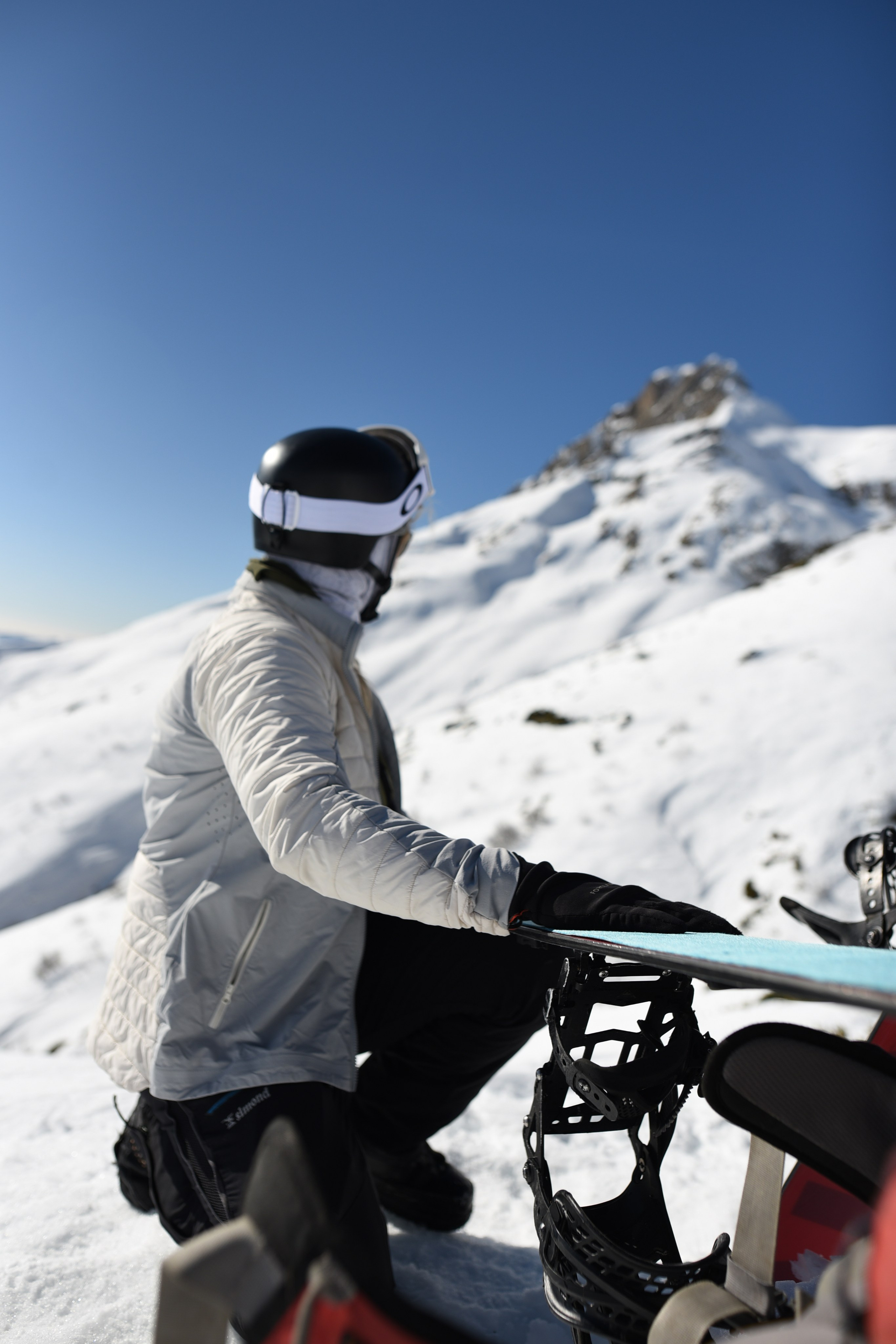 Skitouring. Anastasia Serdyuk, travel photographer, travel photo, portraits, stories, fineart prints