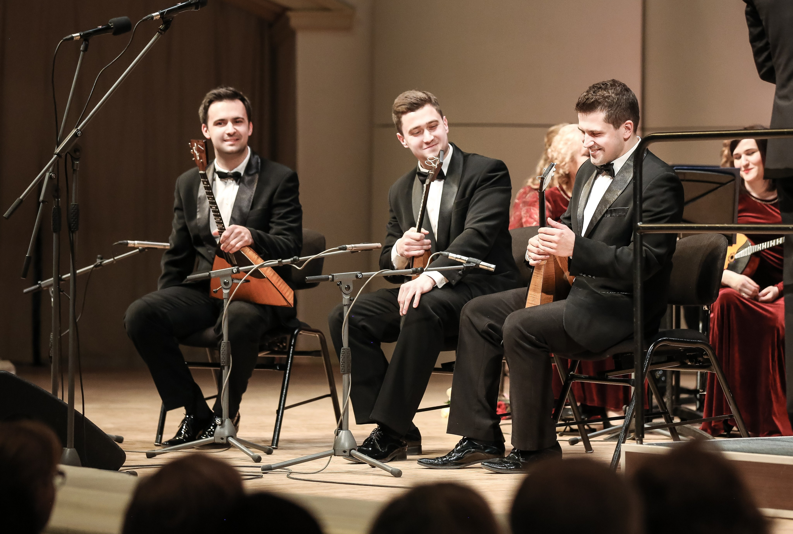 Концерт «Один виток вокруг планеты» ко Дню космонавтики. Дарья Письменюк / Darya Leitstern — фотограф, музыкант, журналист, путешественник