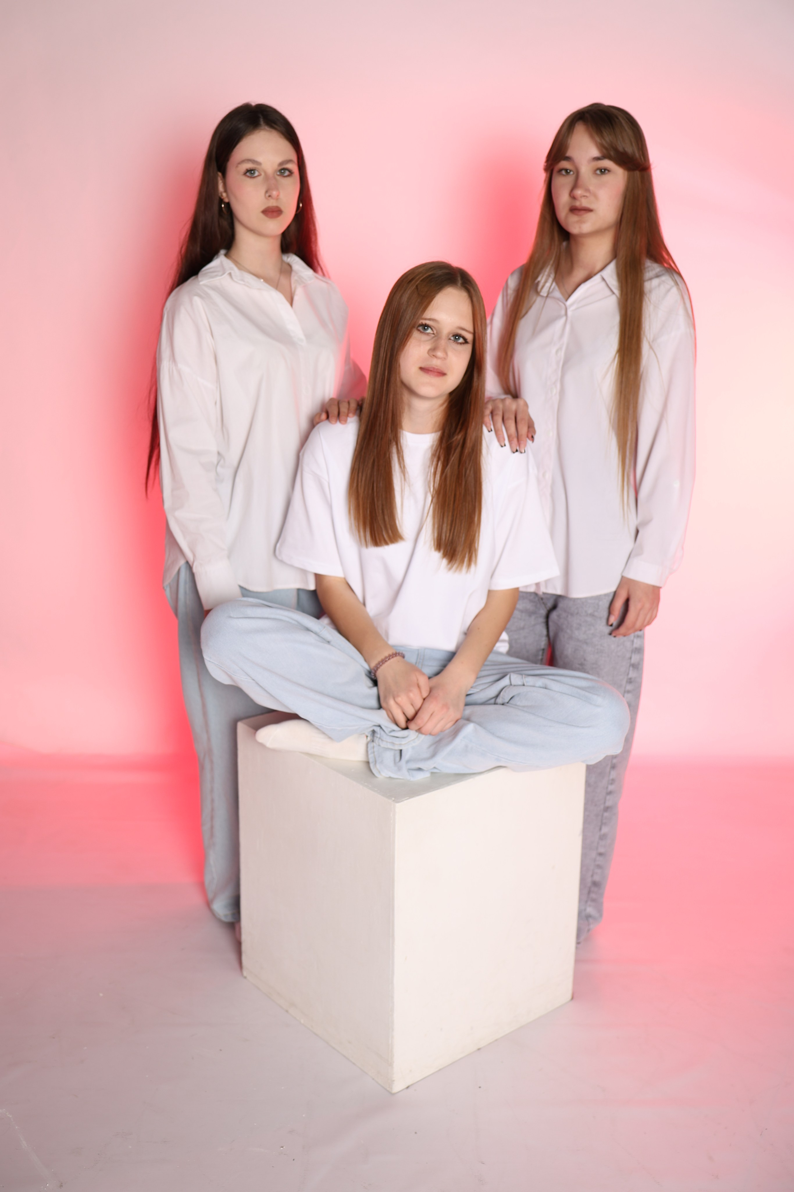 Школьная фотосессия в студии. Фотограф фотосалон SO! photo&video город Находка Приморский край