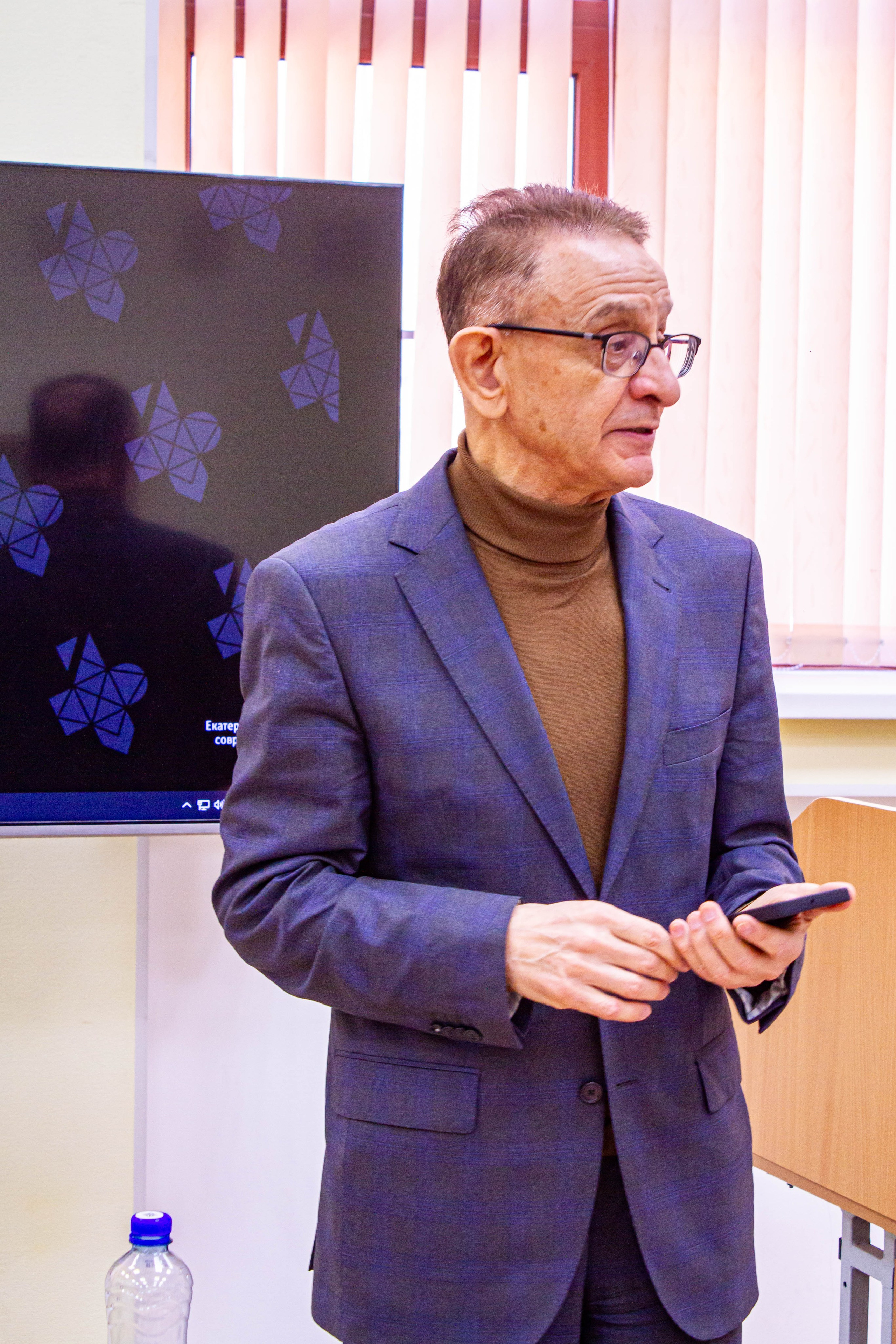 Маркетенговая мастерская в Екатеринбургской академии современного искусства 2025