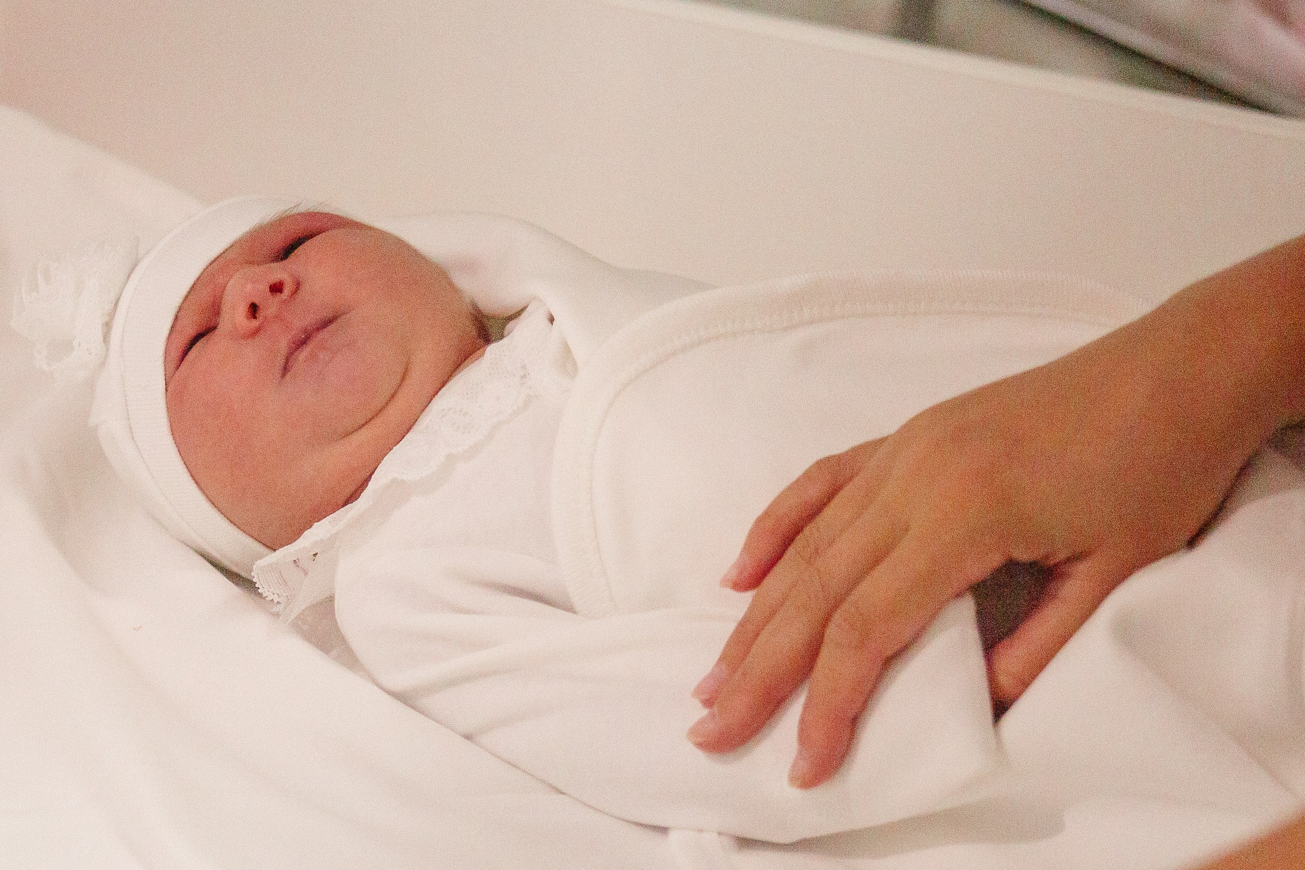 Выписка из роддома № 4 Ставрополь. Фотограф Ставрополь Пятигорск Елизавета Дарина