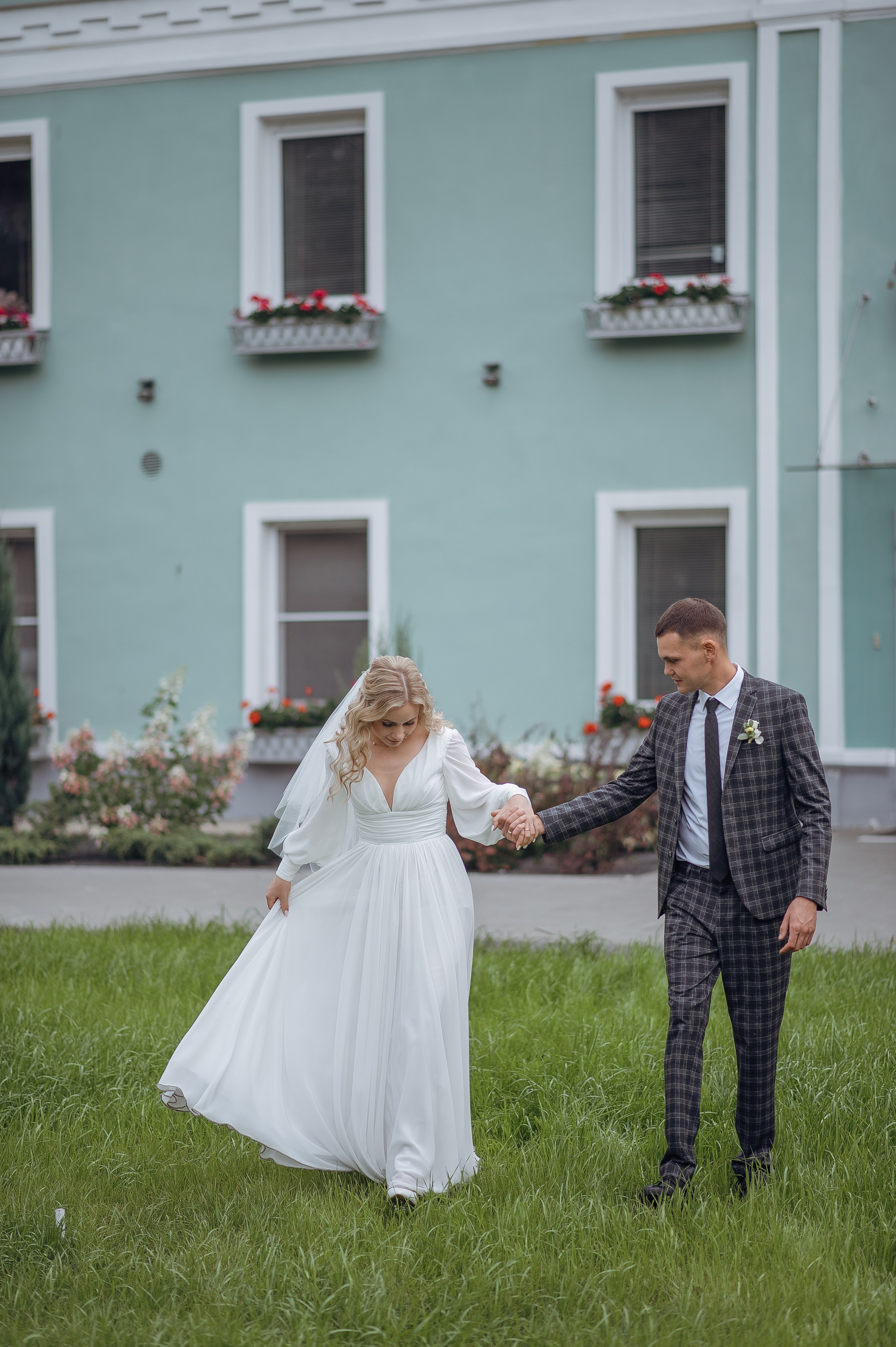 Тёплым осенним днём Николай и Наталья. Свадебный фотограф в Ярославле Денис Медоваров