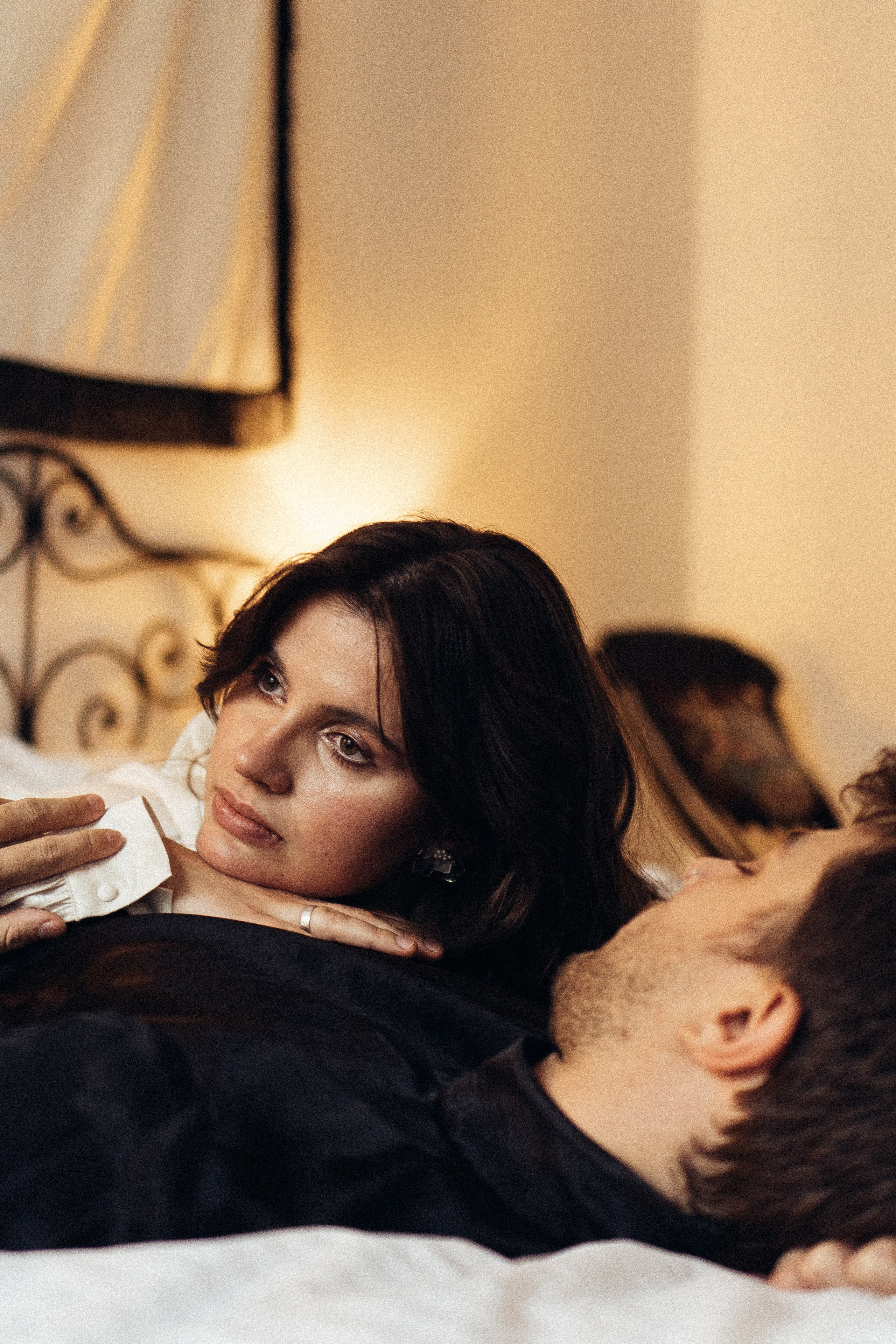 УТРО ЖЕНИХА И НЕВЕСТЫ В ПИТЕРСКОЙ КВАРТИРЕ И СЬЕМКА С СВАДЕБНЫХ ОБРАЗАХ. Профессиональный фотограф, Санкт-Петербург — Виктория Богомолова