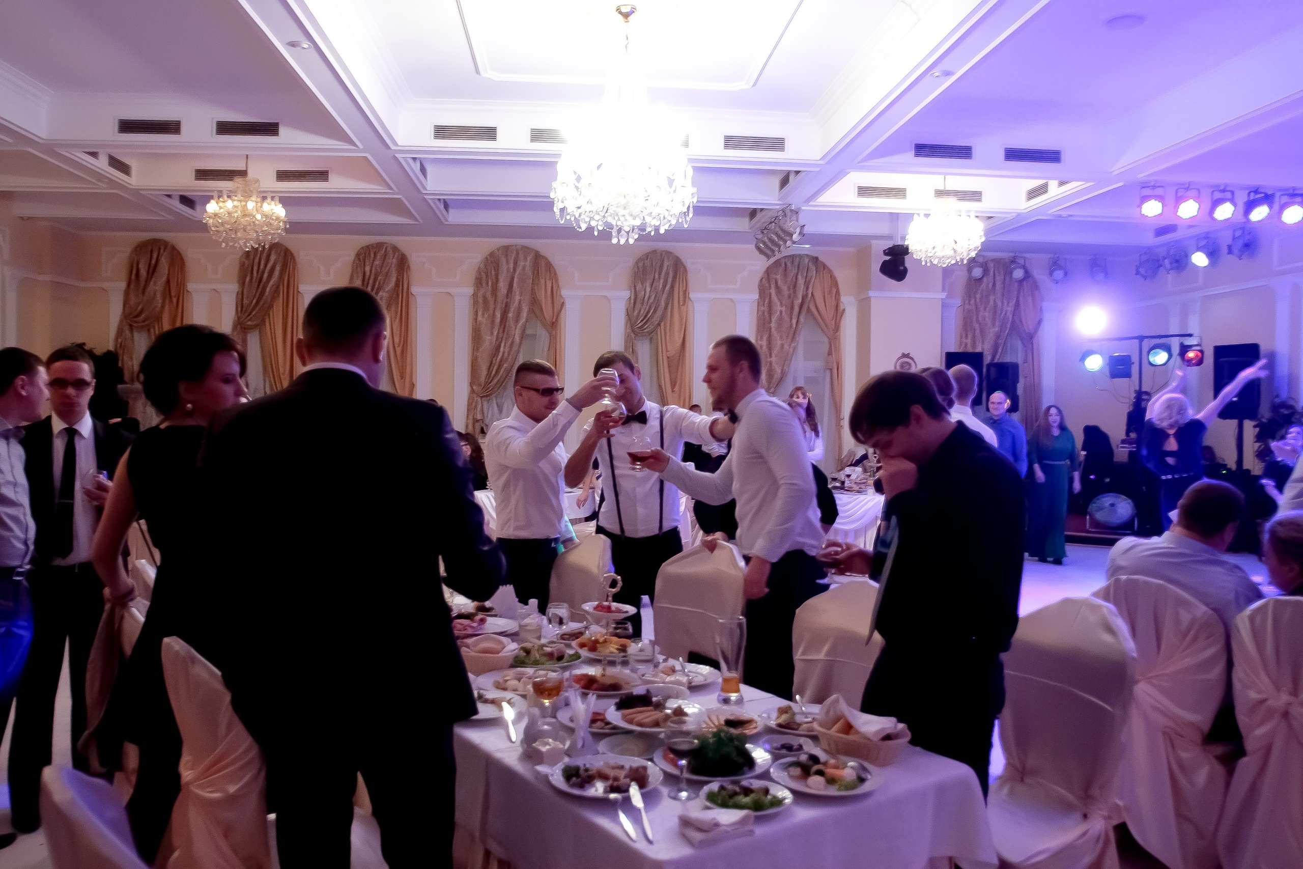 Банкет/Banquet. Максим Матвийченко и Виктория Басова профессионалы своего дела