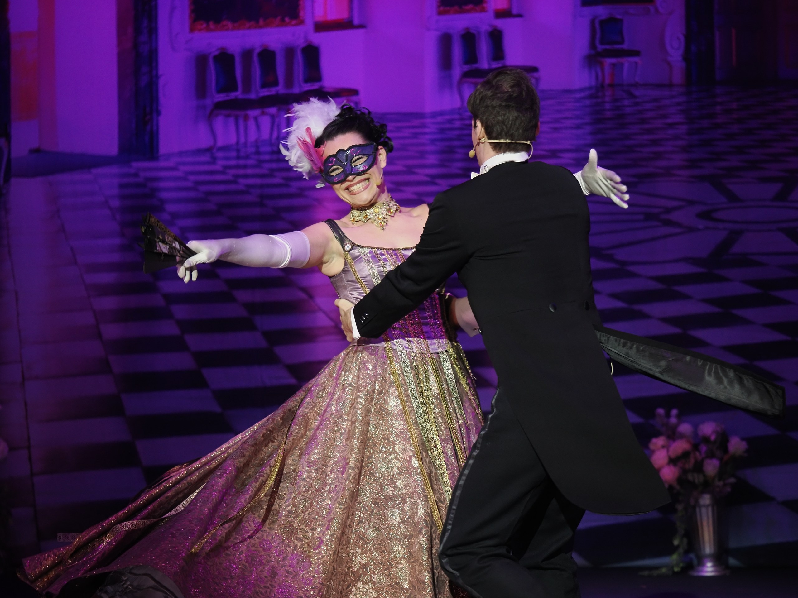 «БУФФ-ПАРАДИЗ» Летучая мышь (в Нск). Портретный и спортивный фотограф в Новосибирске и Твери Кононов Алексей