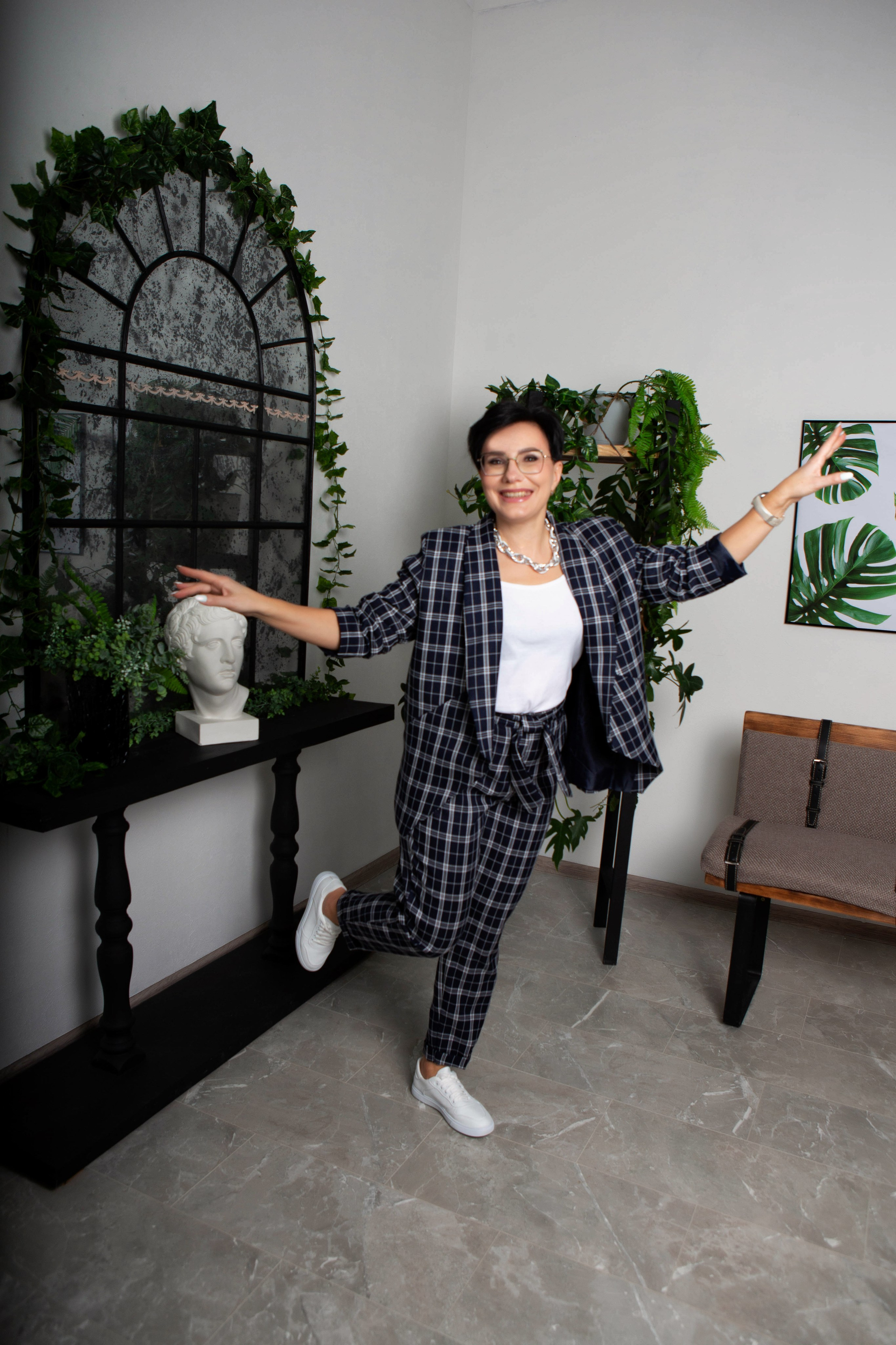 Контент съёмка для ведущей. Главная