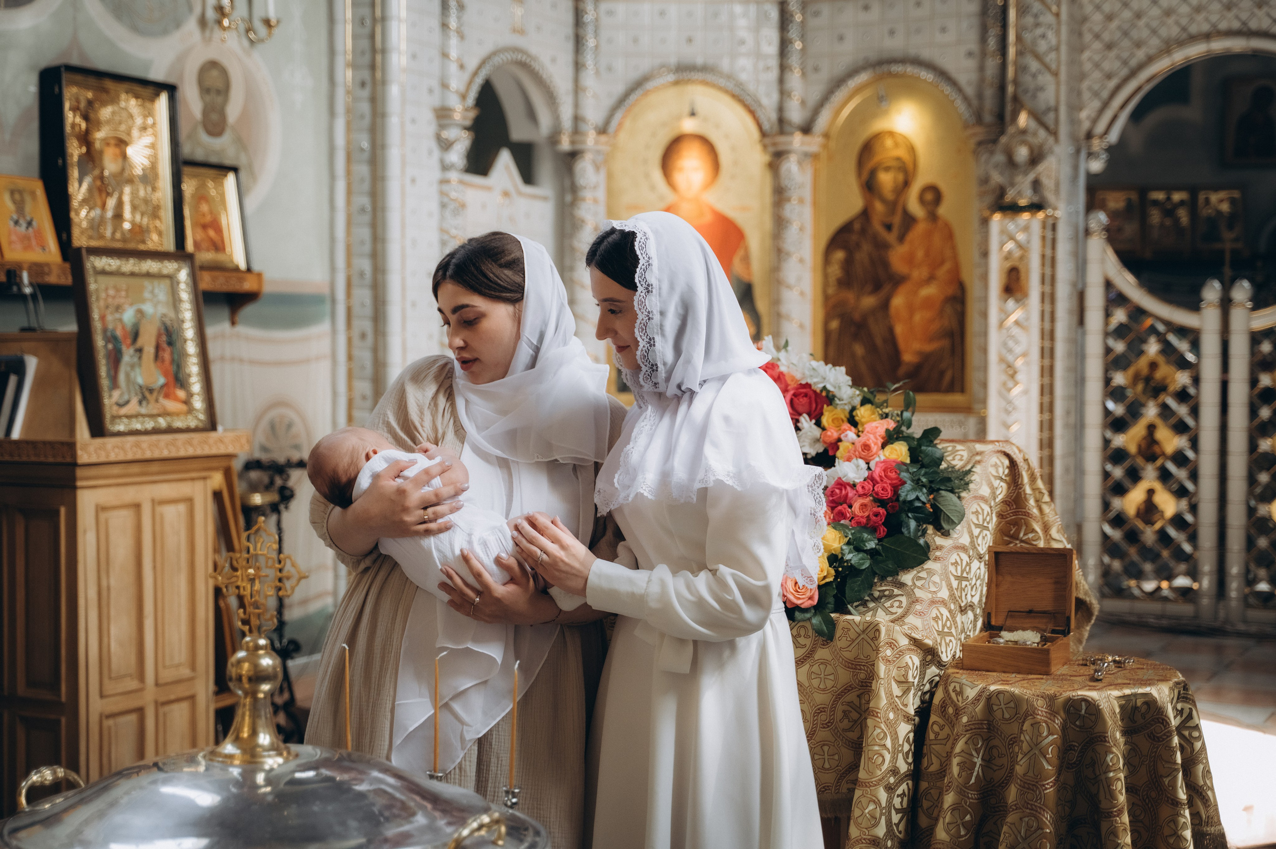 Крещение Арсения (Дом Милосердия). Семейный фотограф в Минске Дарья Дреко