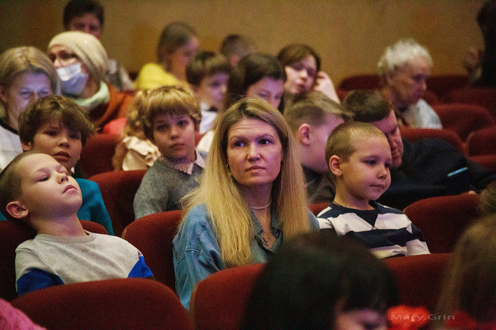 Ёлка в кукольном театре. Детский и семейный фотограф, фотограф мероприятий Нижний Новгород