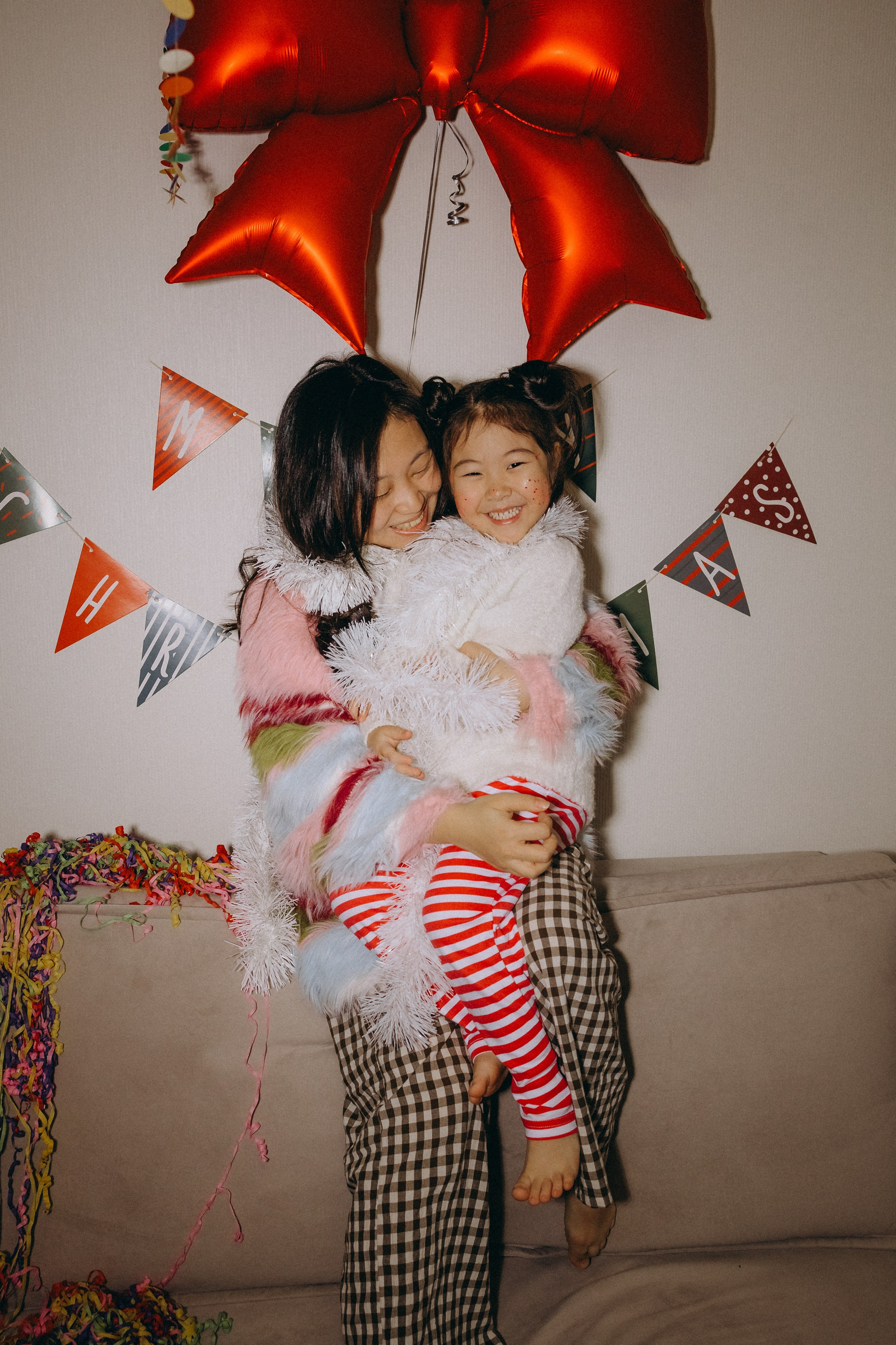 Соня, Ева, Агата. Главная