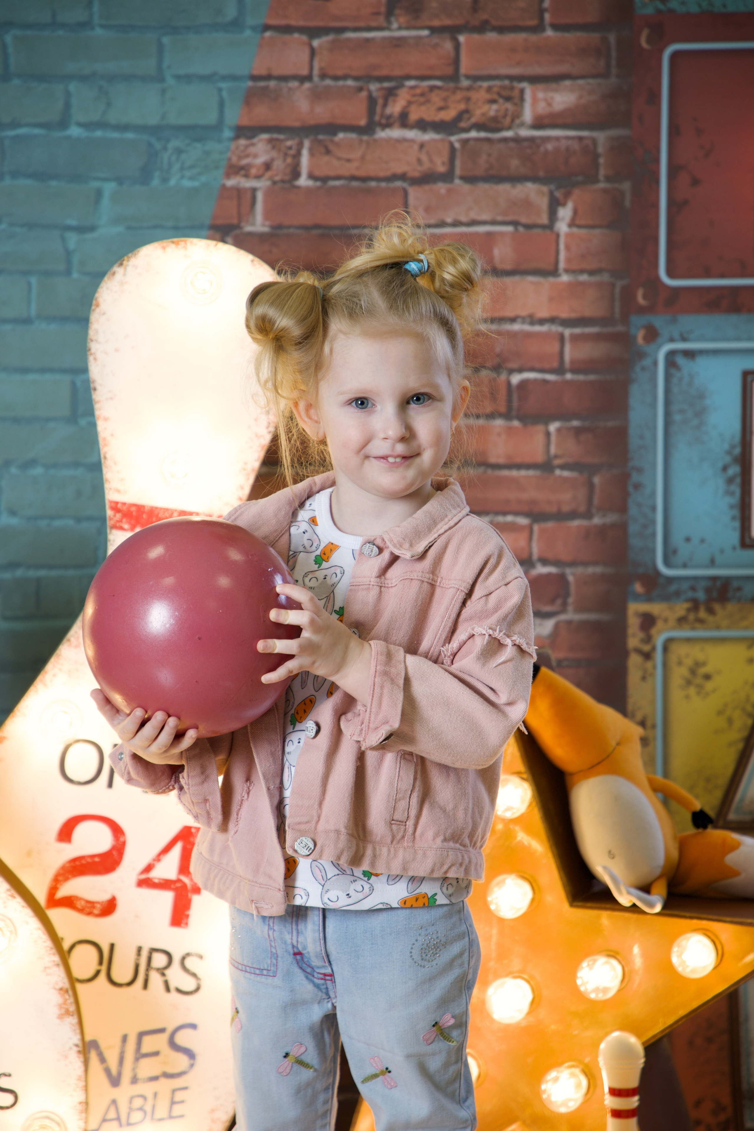 Студийная съёмка. Школьные выпускные альбомы в Москве Марина Николаева