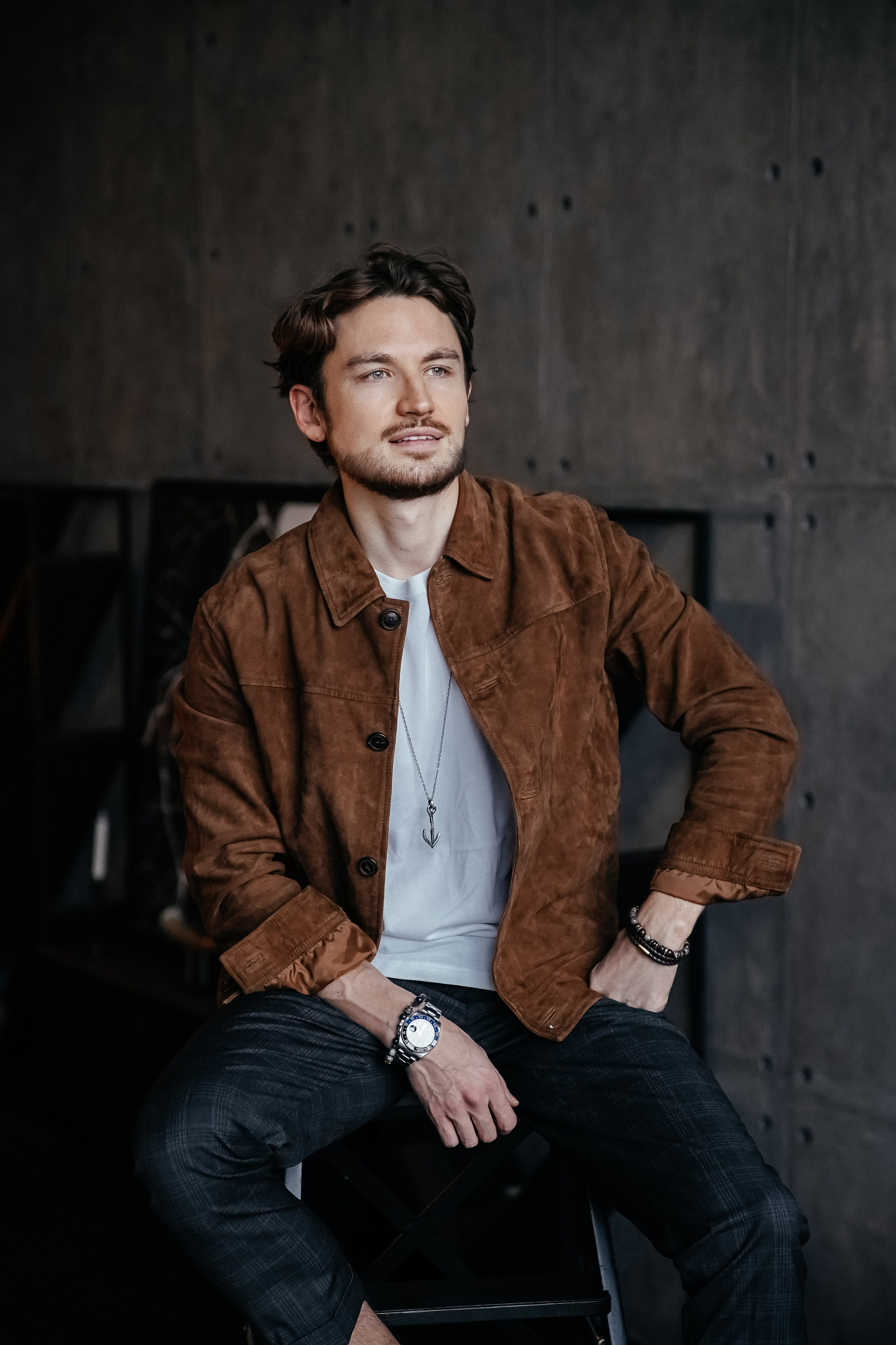 Business. AMODEO STUDIO