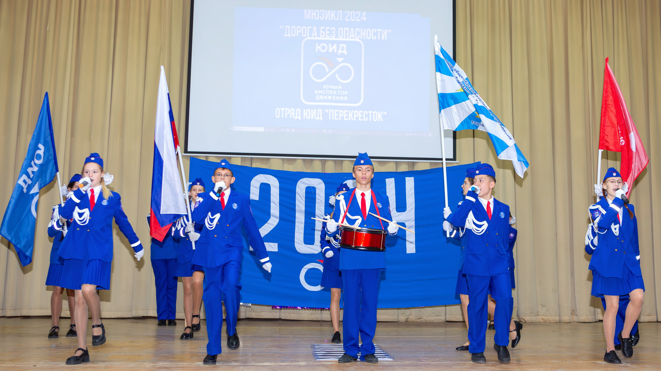 Подготовка к конкурсу отряда ЮИД Гимназия № 7 г. Подольск. Выпускные альбомы и школьный фотограф в Подольске, Троицке, Щербинке, Москве и Московской области