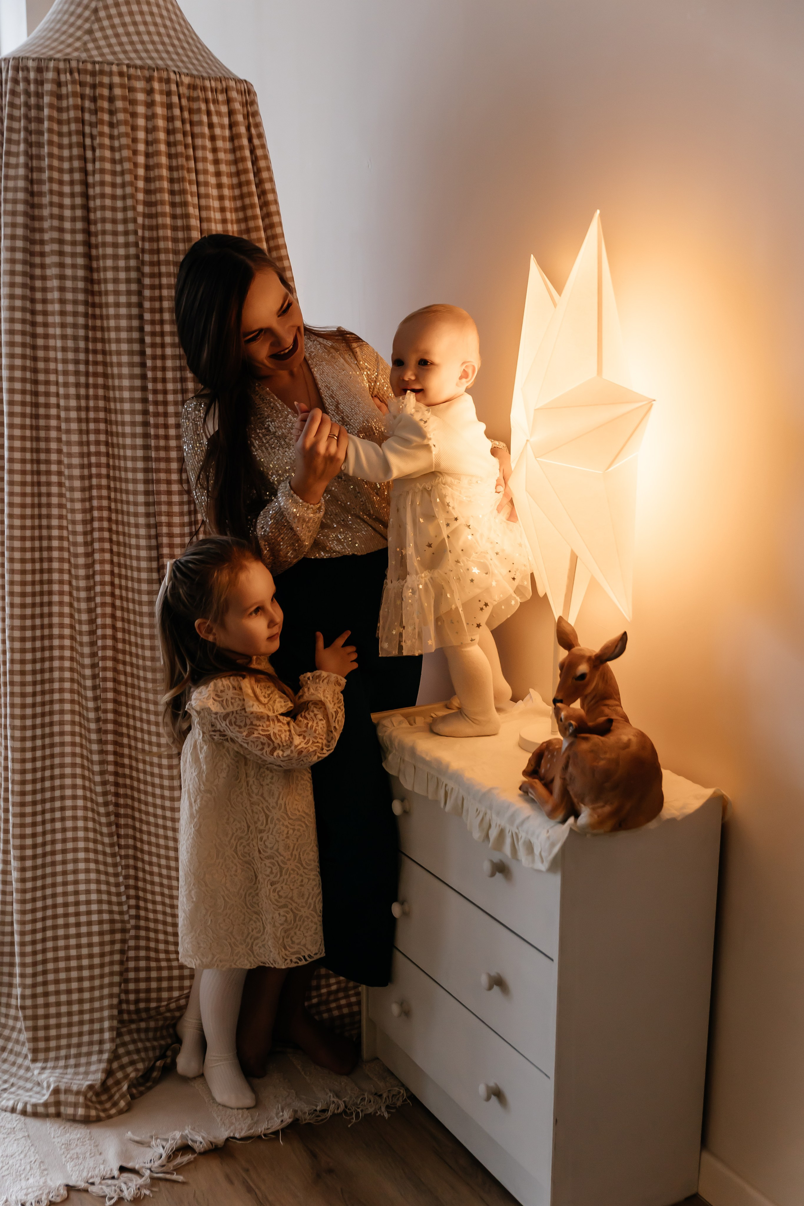 Катя, Рома, Полина и Эмилия. Семейный фотограф Минск Усова Ольга