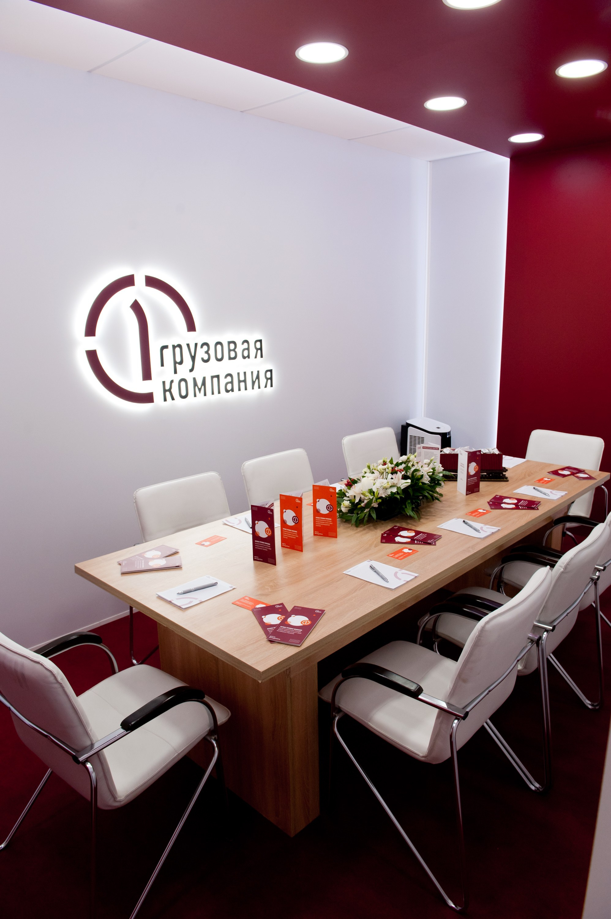 Работа выставочного стенда ПГК. Репортажный фотограф и видеограф Слава Думчев. Тимбилдинги, отчетники, корпоративы