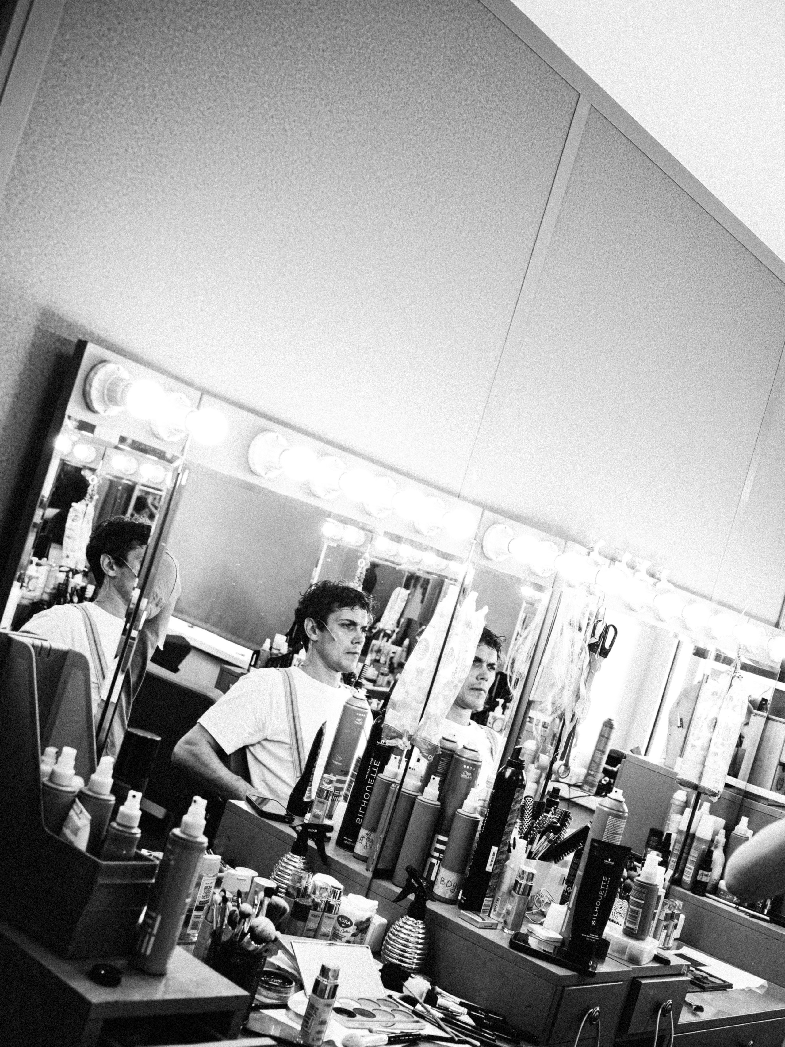 Theatre backstages. Portrait and backstage photographer Nina Crane