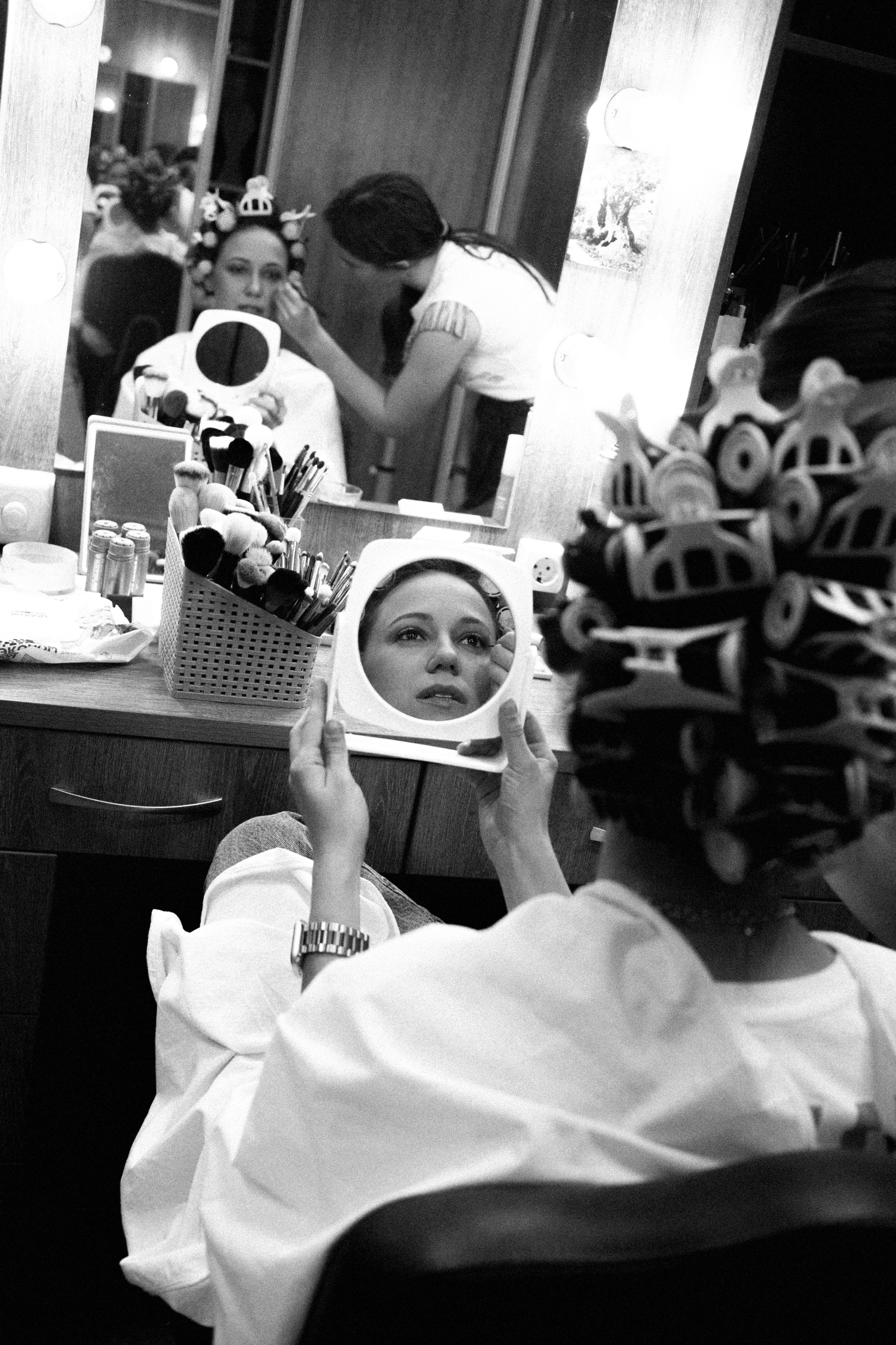 Theatre backstages. Portrait and backstage photographer Nina Crane