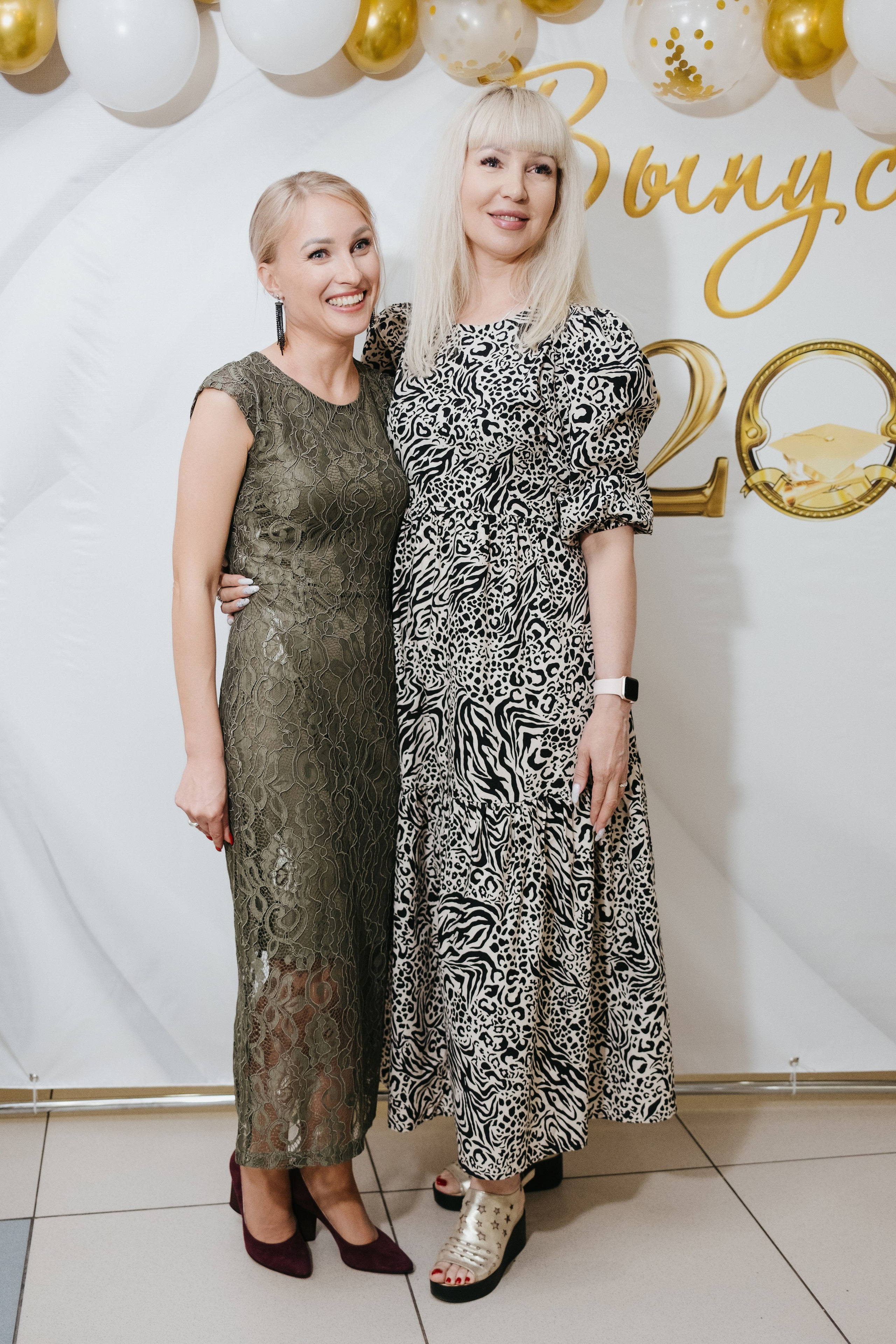 Выпускной 11 класс школы № 30. Свадебный и репортажной фотограф Денис Ожигин в Краснодаре и Краснодарском крае