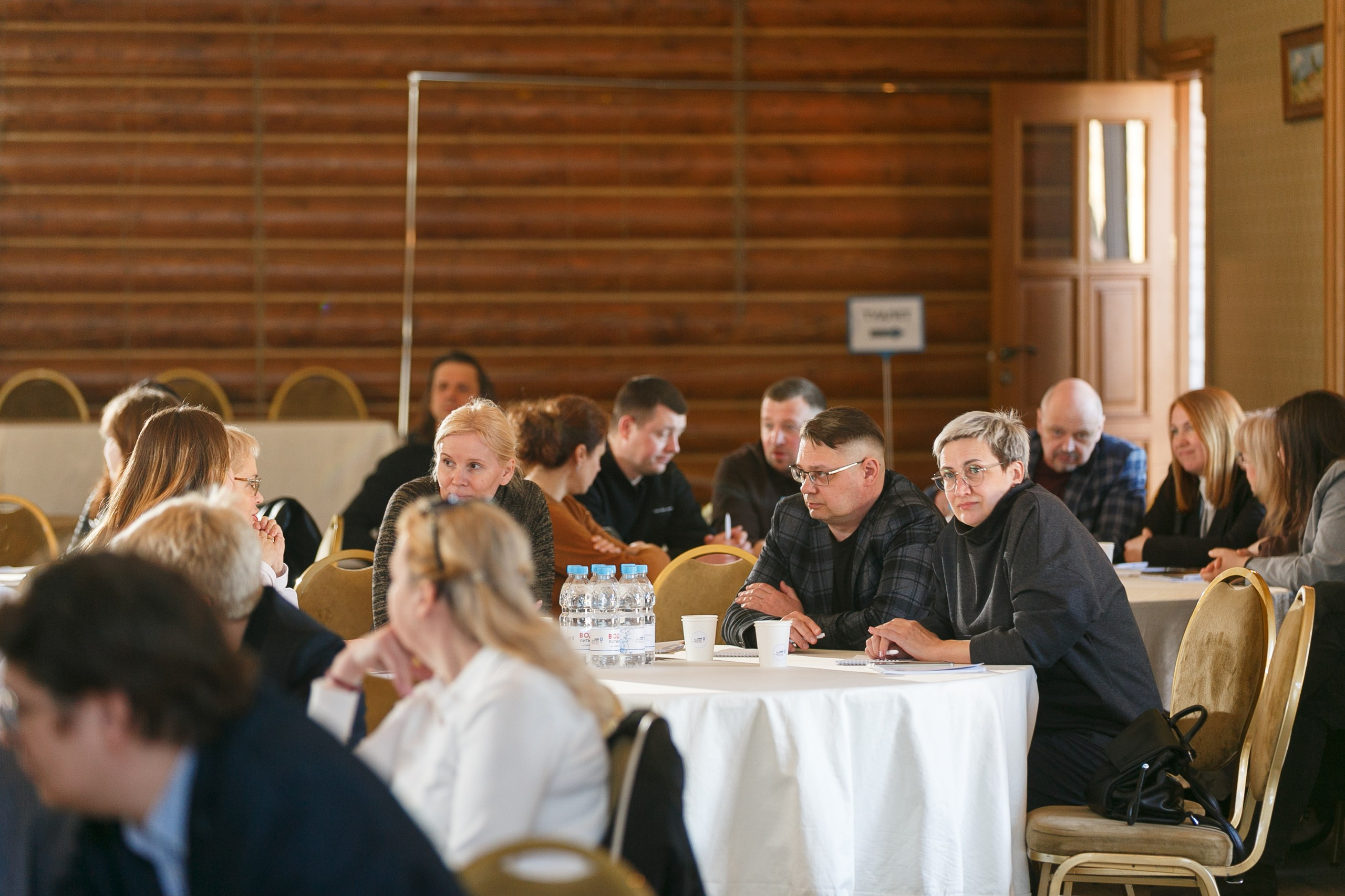 Репортажная фотосъемка конференции в Смоленске. Фотограф в Смоленске Михаил Буш