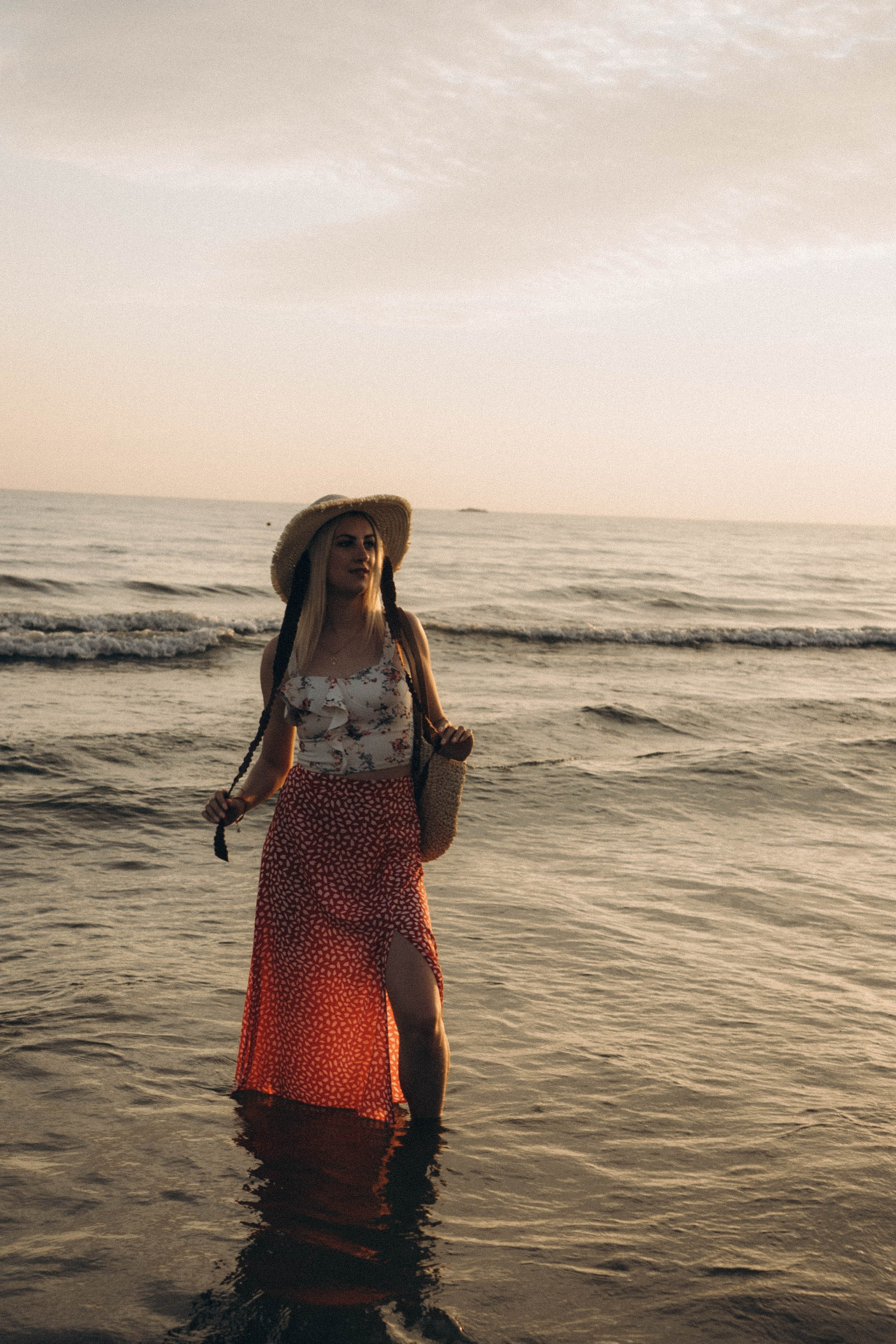 Июльский вечер на берегу черного моря. Профессиональный фотограф, Санкт-Петербург — Виктория Богомолова