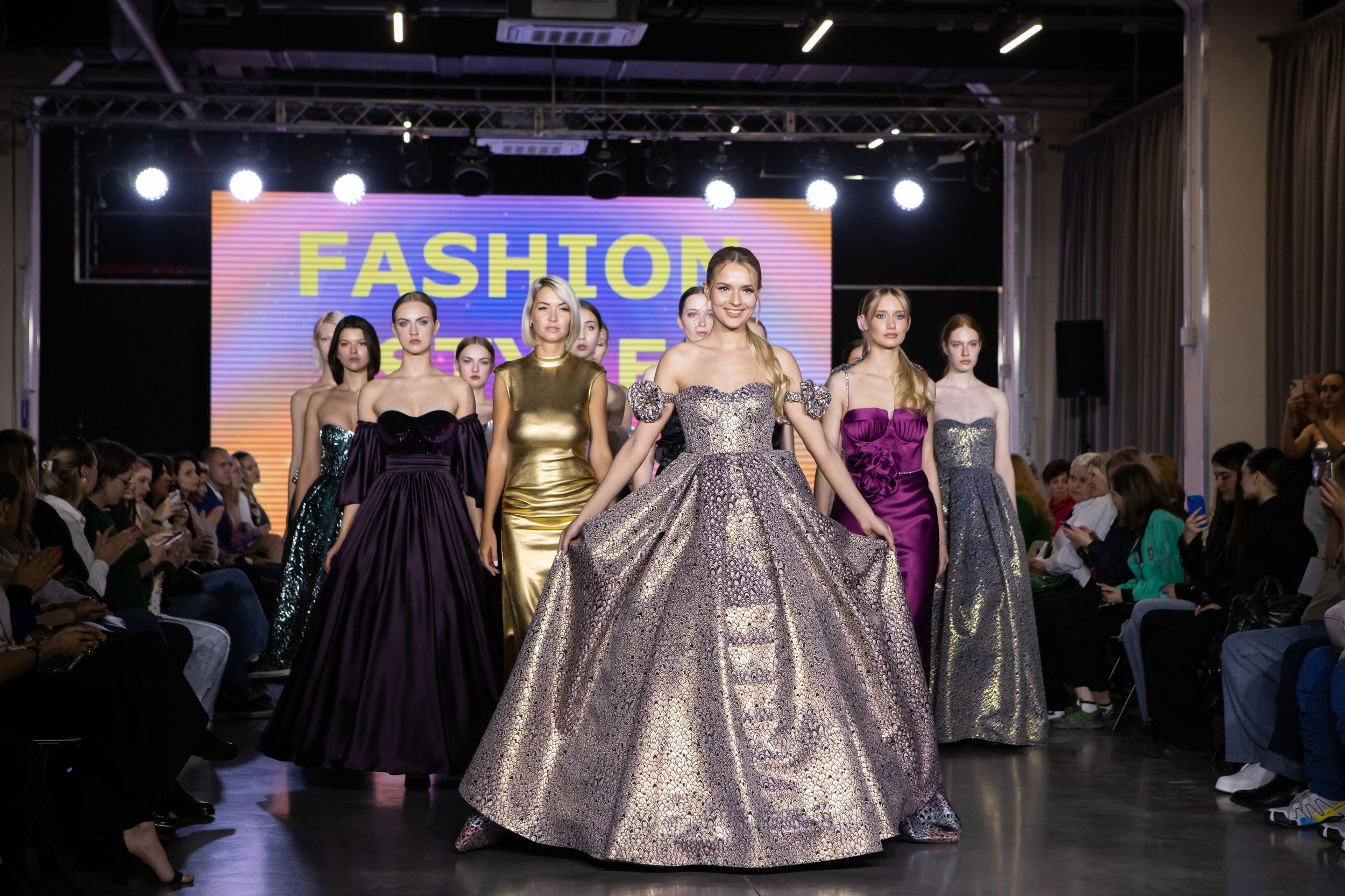 Фестиваль моды и красоты Fashion Style (11 мая 2024). Репортажный фотограф Алексей Пирязев