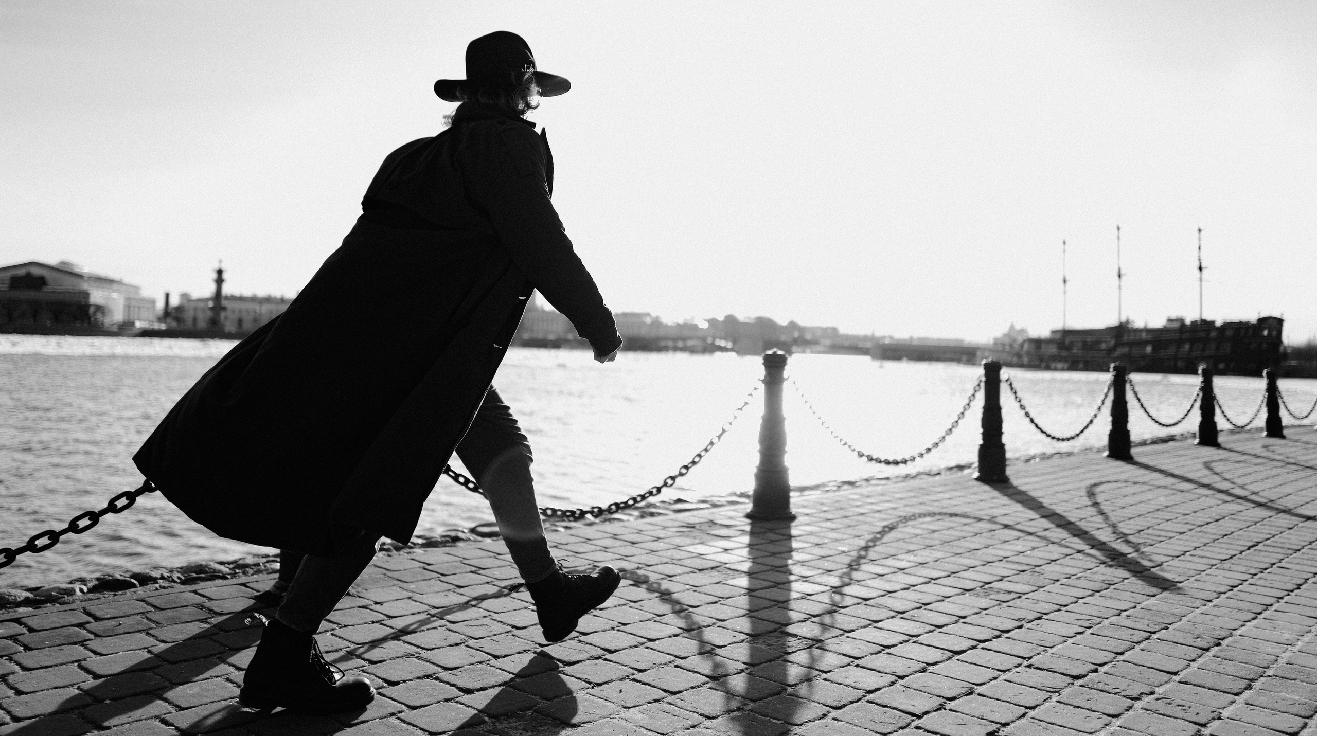 Art I Nude. Портретный фотограф в Санкт-Петербурге Саша Гореликова