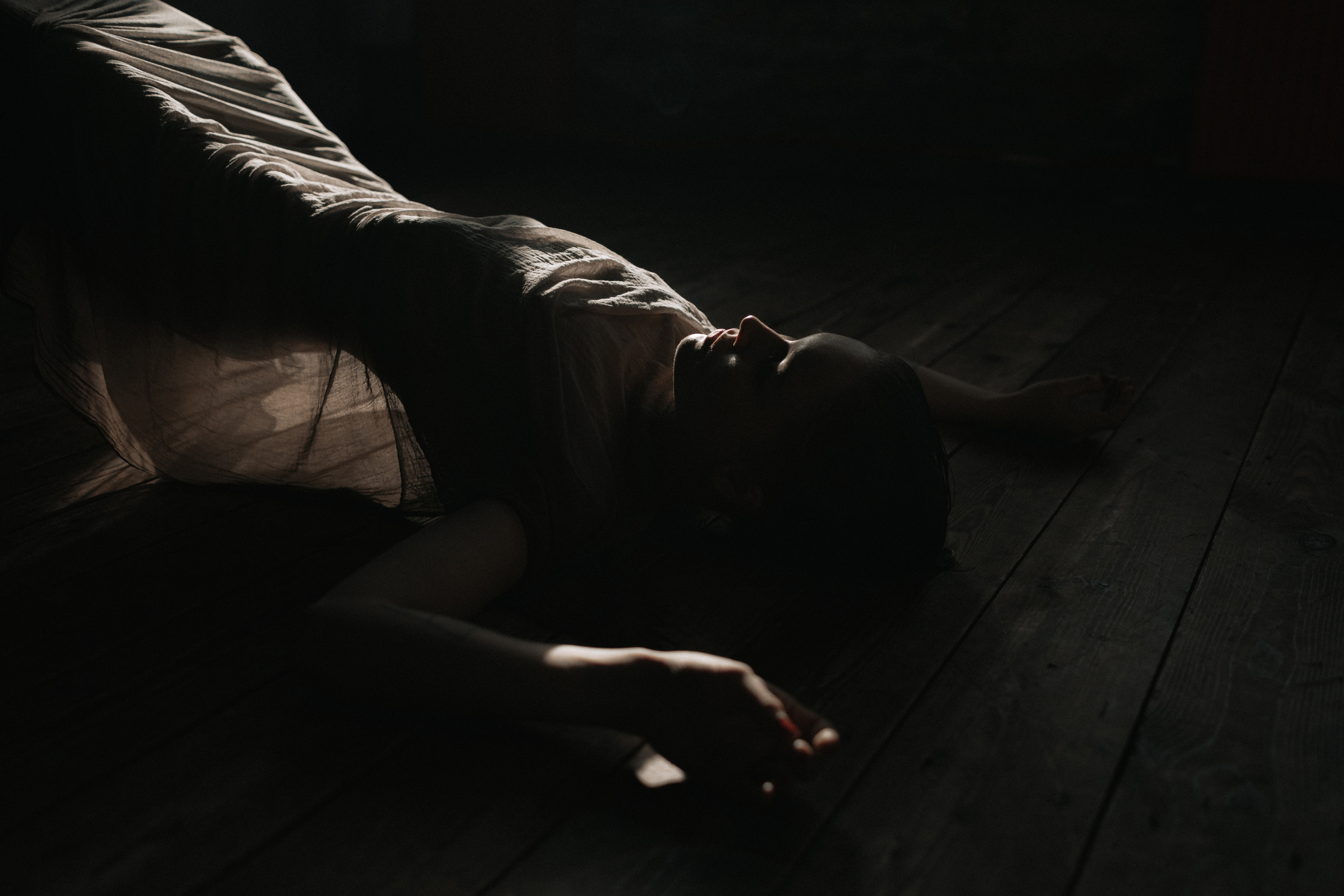 Art I Nude. Портретный фотограф в Санкт-Петербурге Саша Гореликова