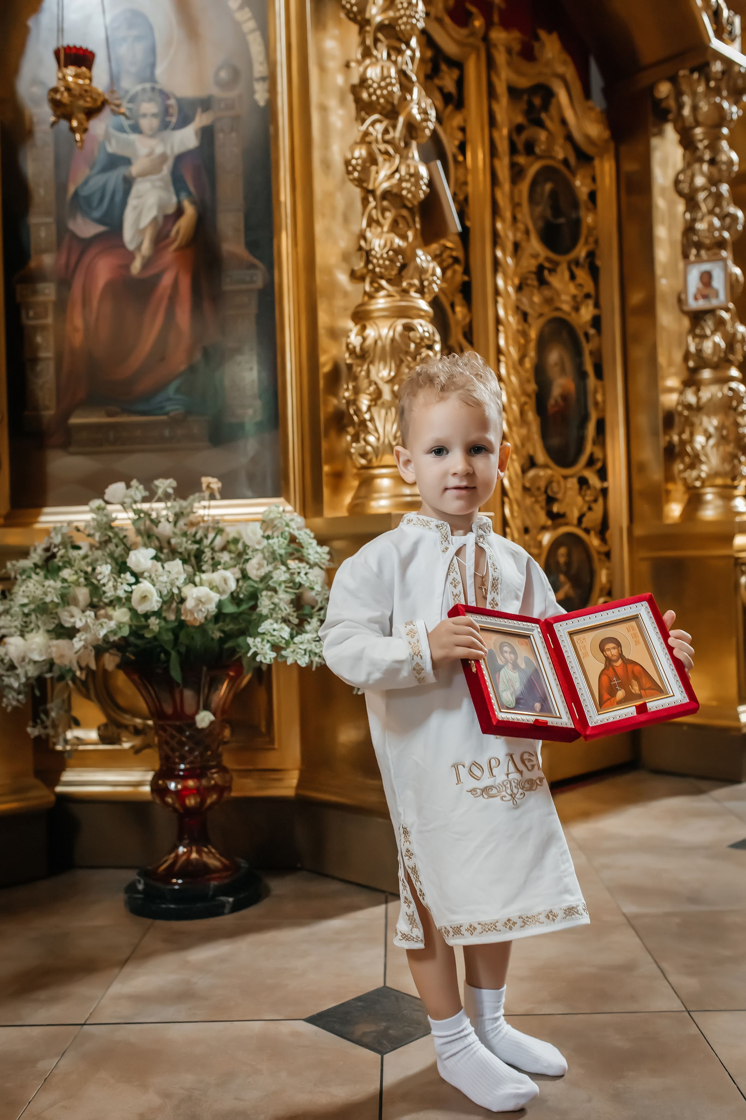 Крещение Гордея в Храме Уара в Вешках. Фотограф на крещение и венчание Москва  Надежда Баланина