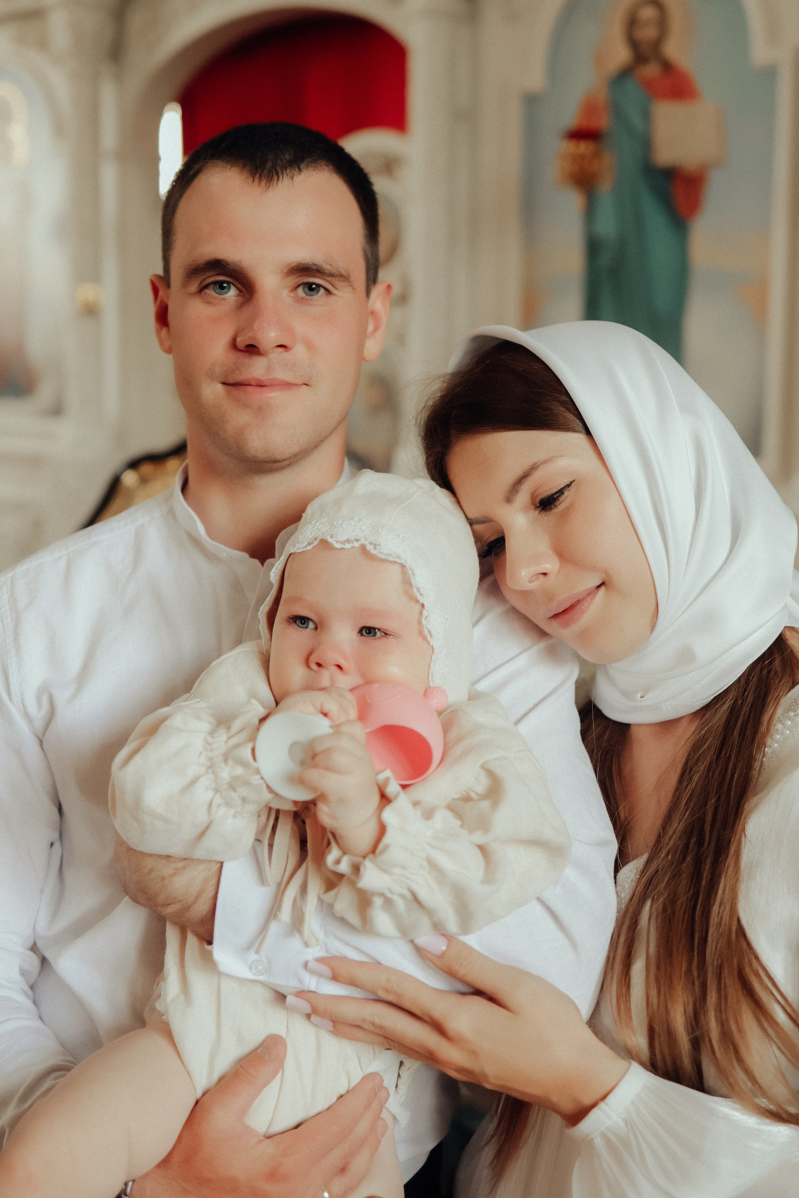 Фотосессия крещения, видеосъемка крещения в Нижнем Новгороде. Фотограф и видеограф Елена Лисина