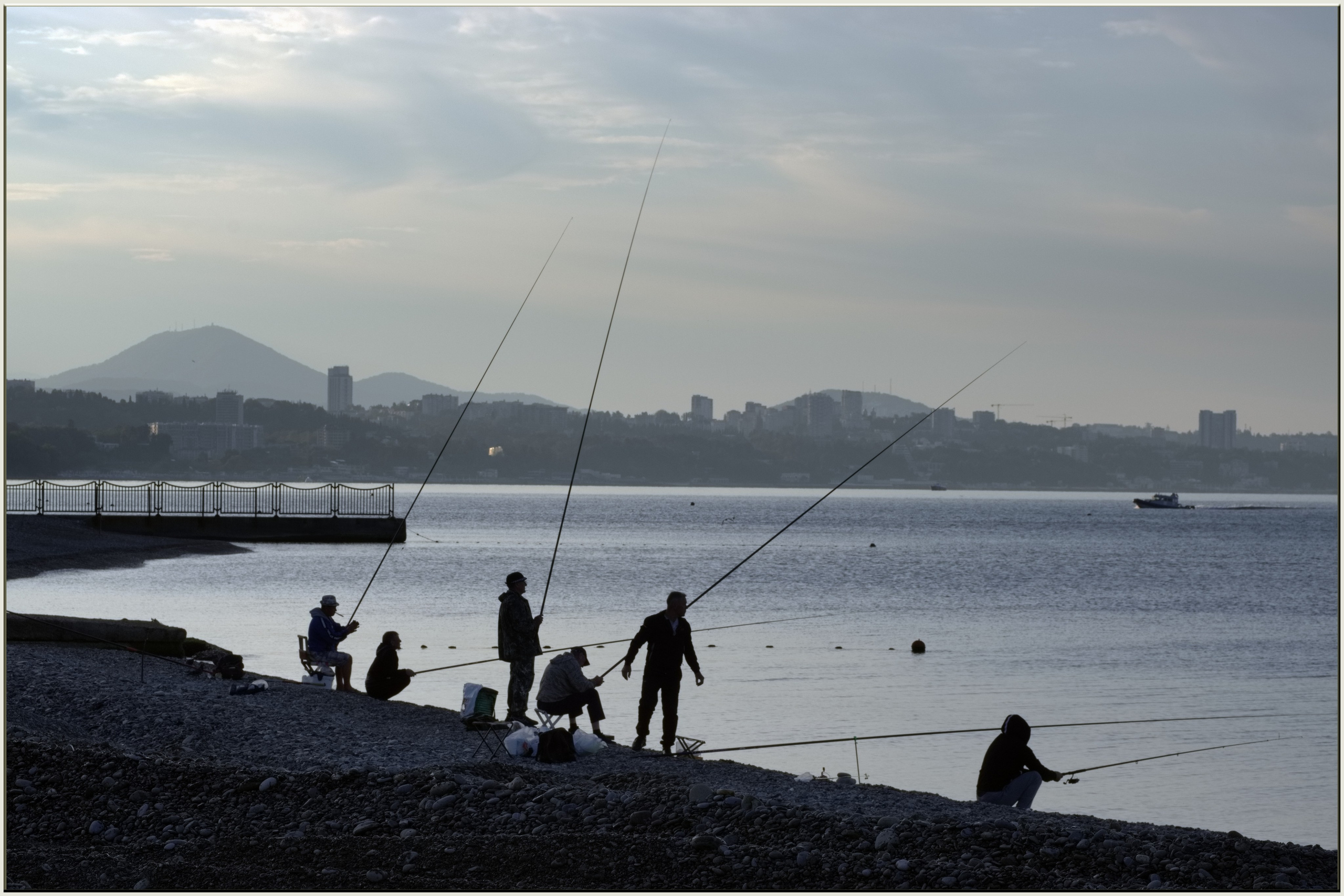 дагомыс.утро.рыбаки.чёрное море