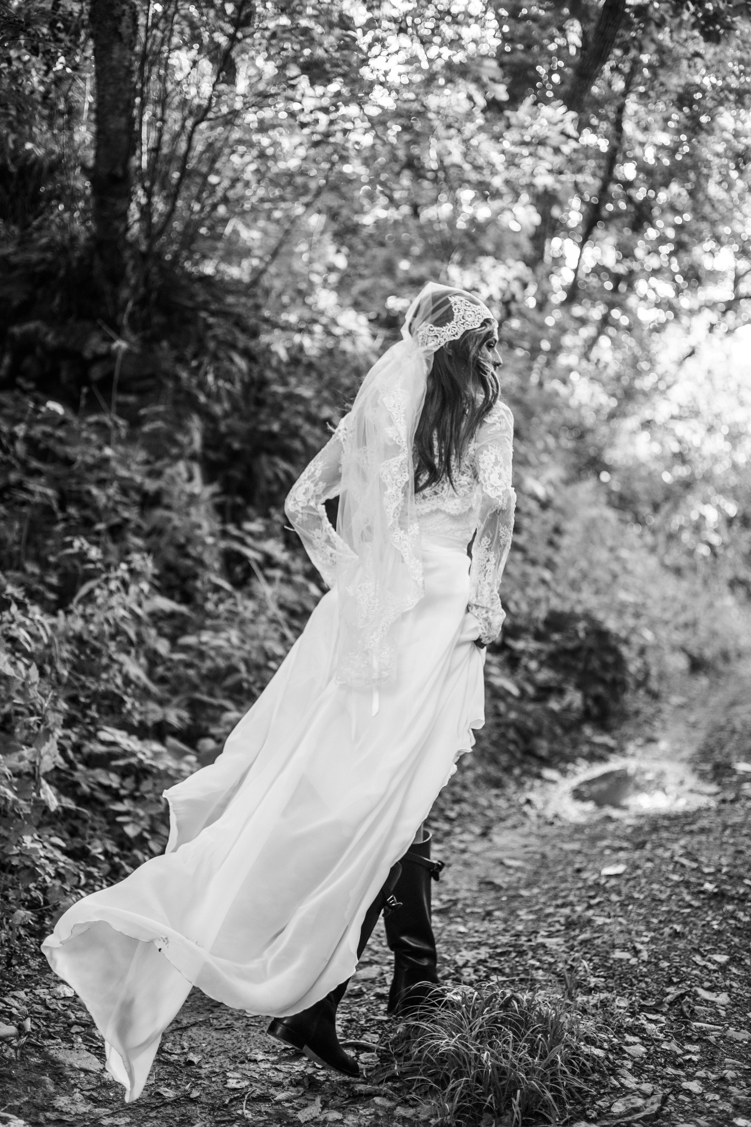 Свадебный фотограф во Владивостоке. Портретный, свадебный, репортажный фотограф во Владивостоке Юлиана Джули Фокс