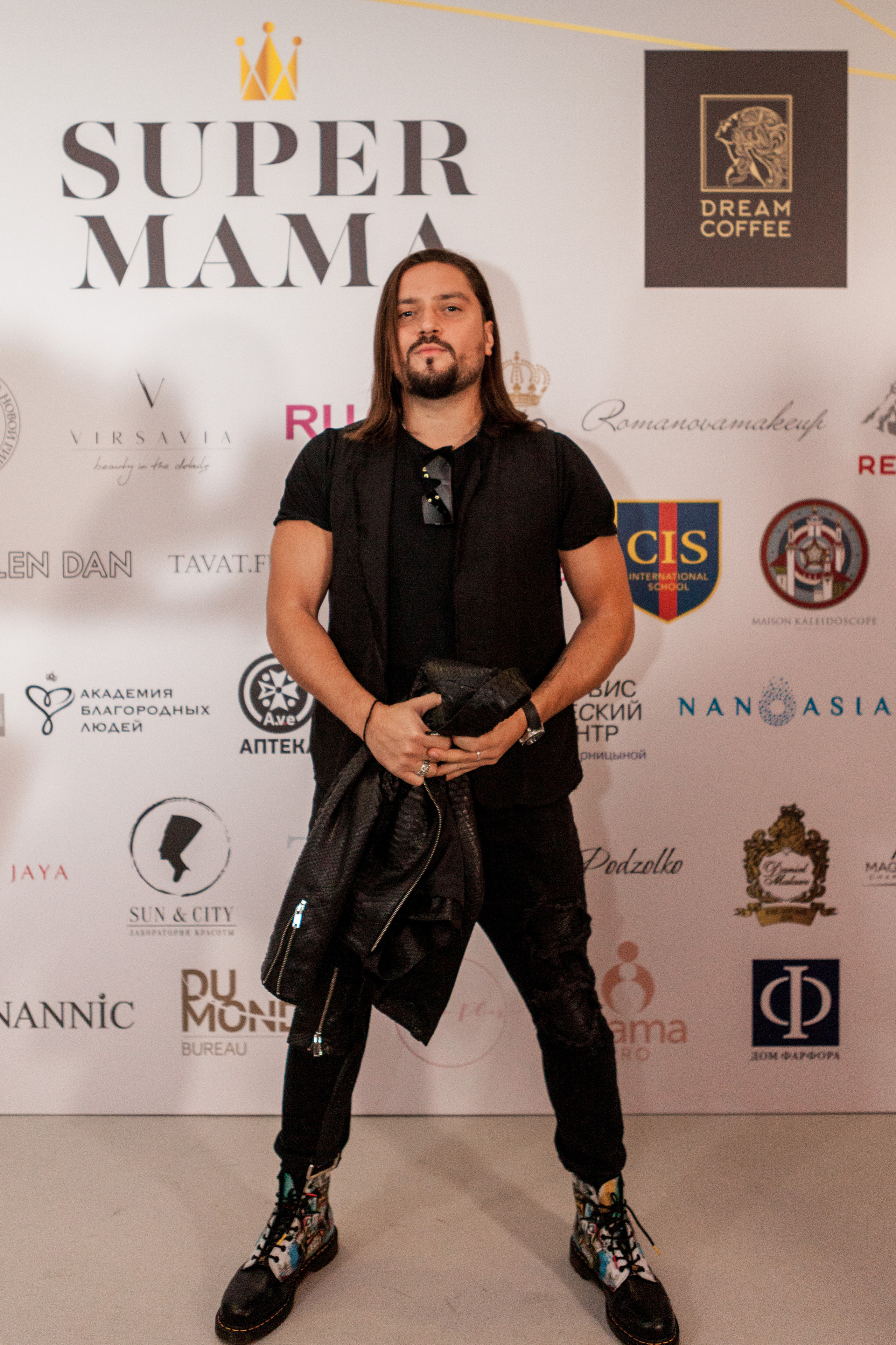 Supermama. Фотограф Николь Фолиянц