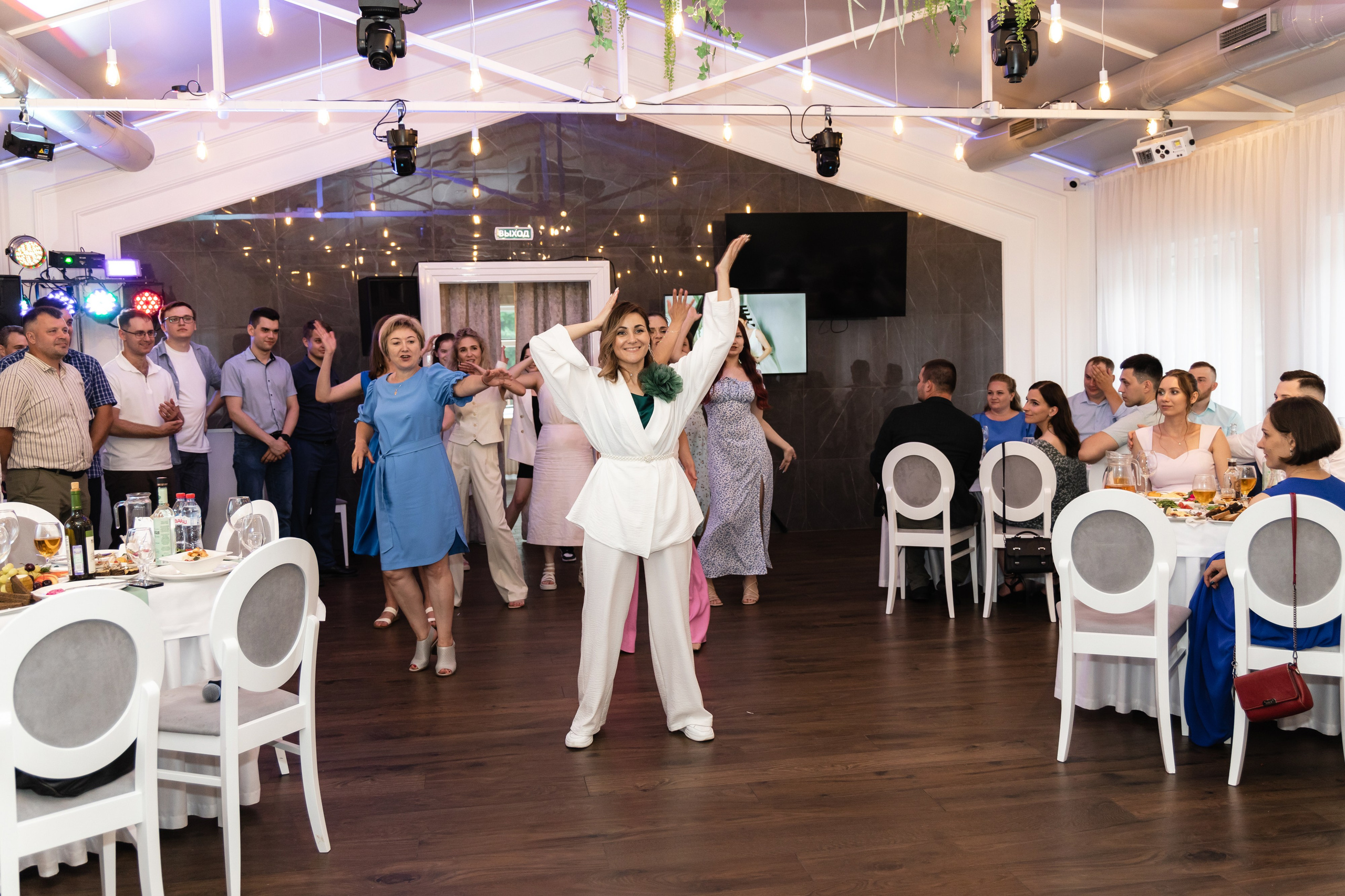 Алёна и Денис (полный день). Фотограф в Барнауле Юлия Садвокасова