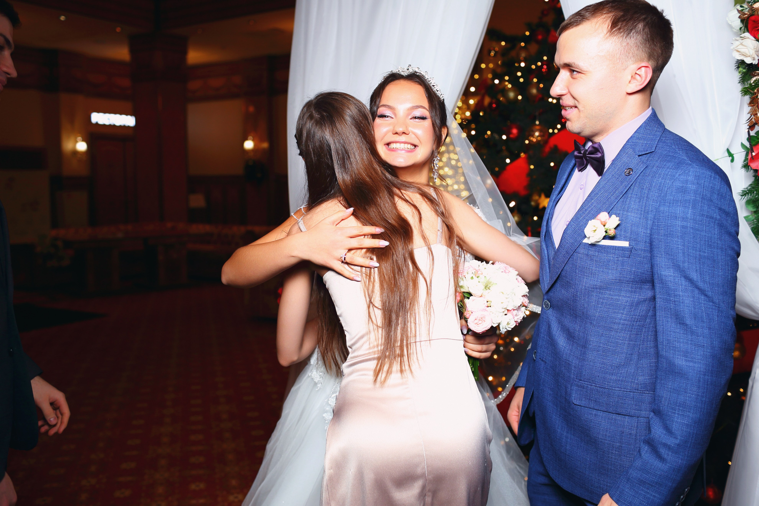 Съемка выездной регистрации в отеле. Свадебный и репортажный фотограф в Ярославле и Санкт-Петербурге Роман Микрюков