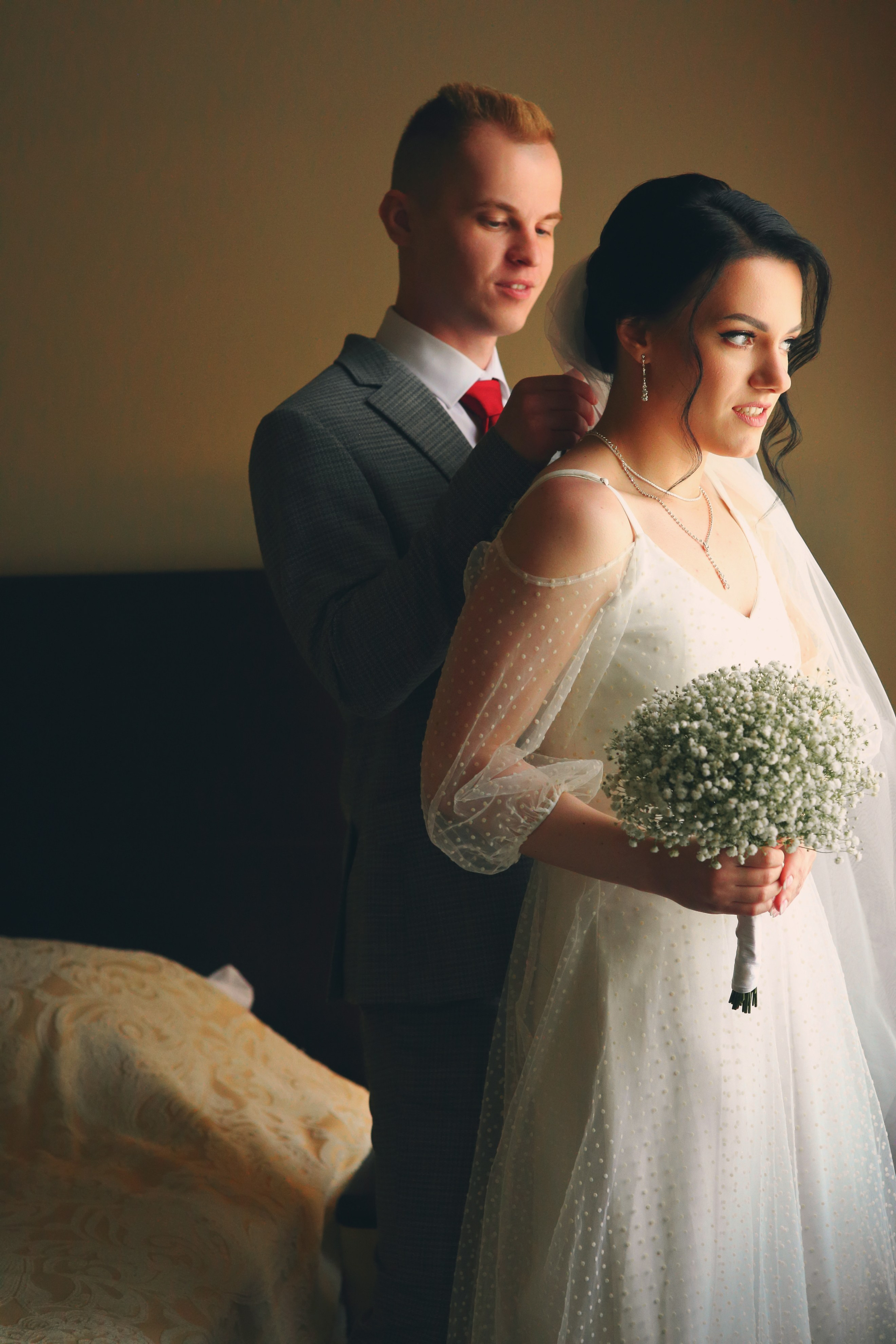 Съемка пары в отеле, на природе, в городе. Свадебный и репортажный фотограф в Ярославле и Санкт-Петербурге Роман Микрюков