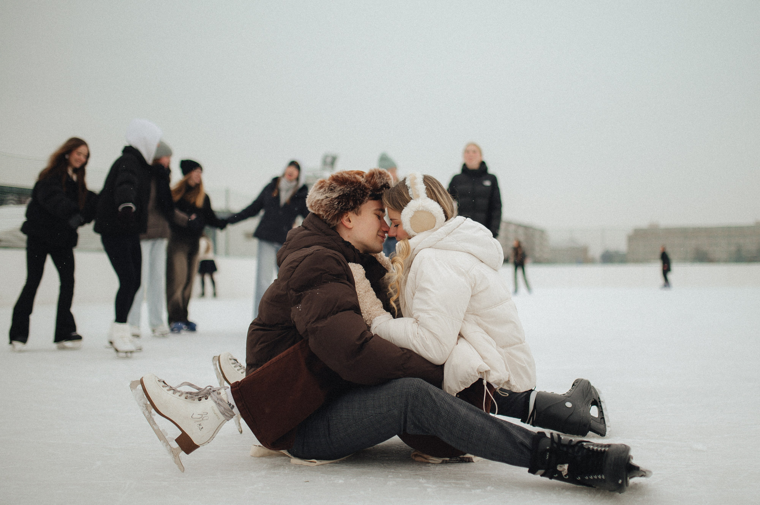 Nikita and Daria. Photographer in Prague Yara Kurkus