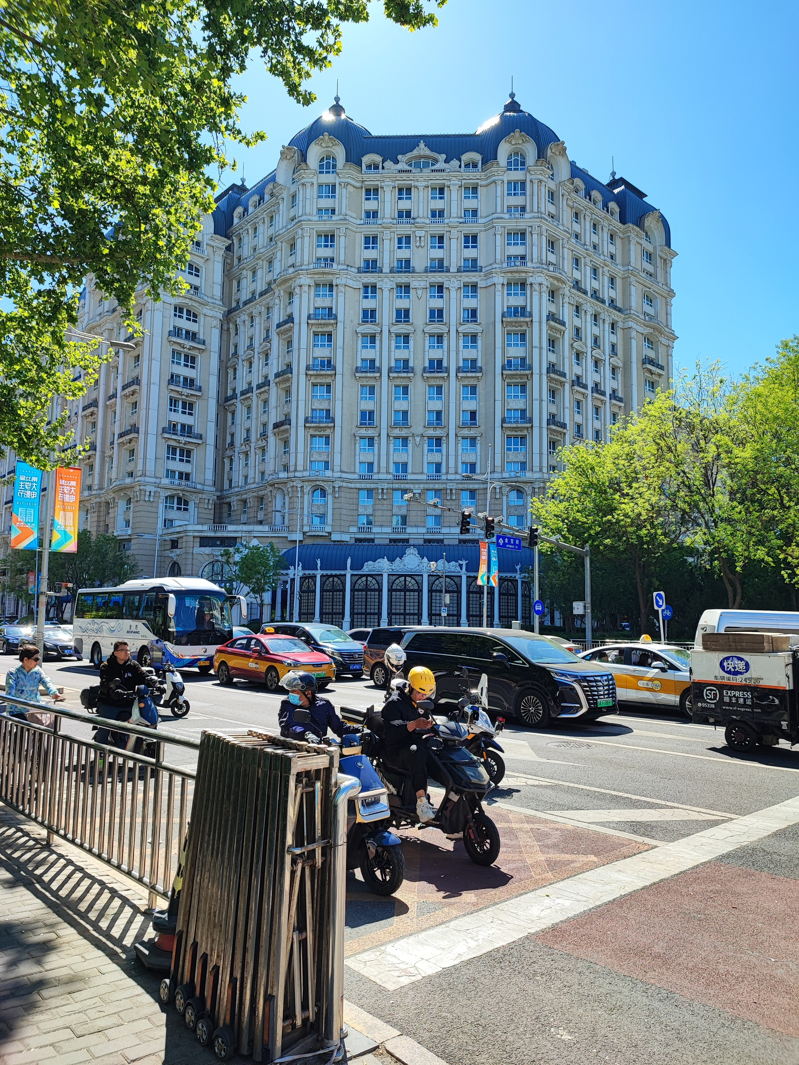 Намобилкус китайский. Репортажный фотограф Алексей Пирязев