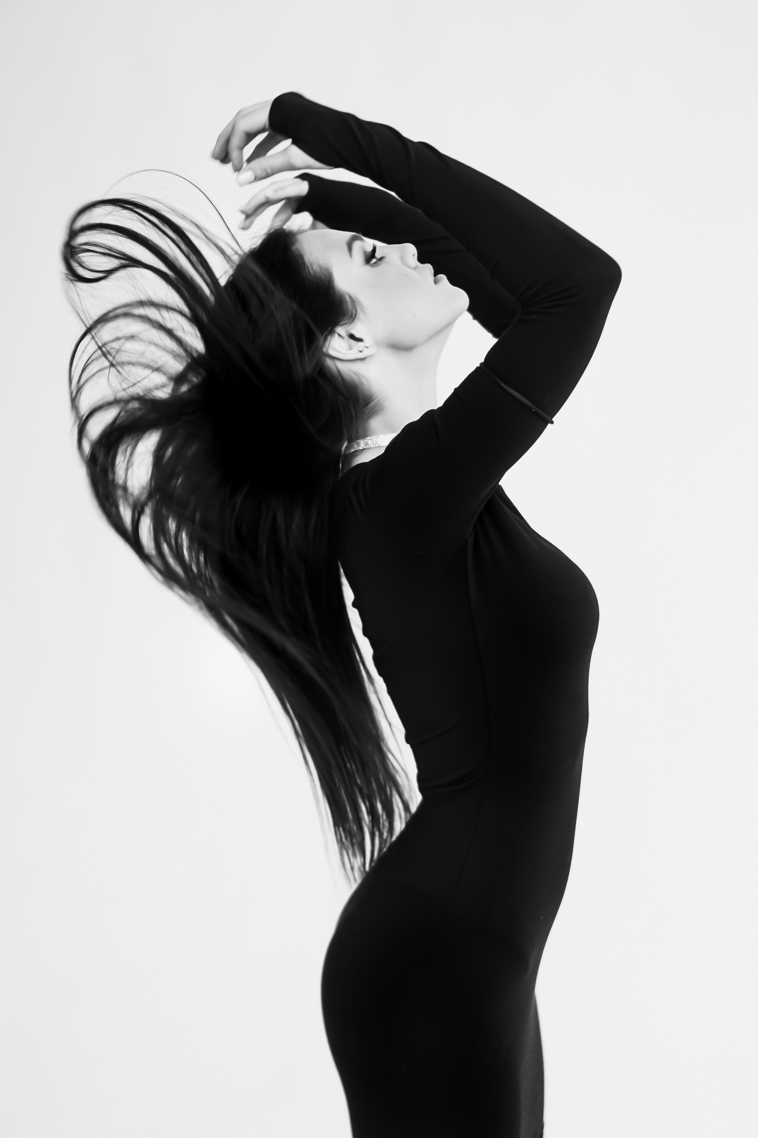 ЖЕНСКИЙ ПОРТРЕТ. Главная