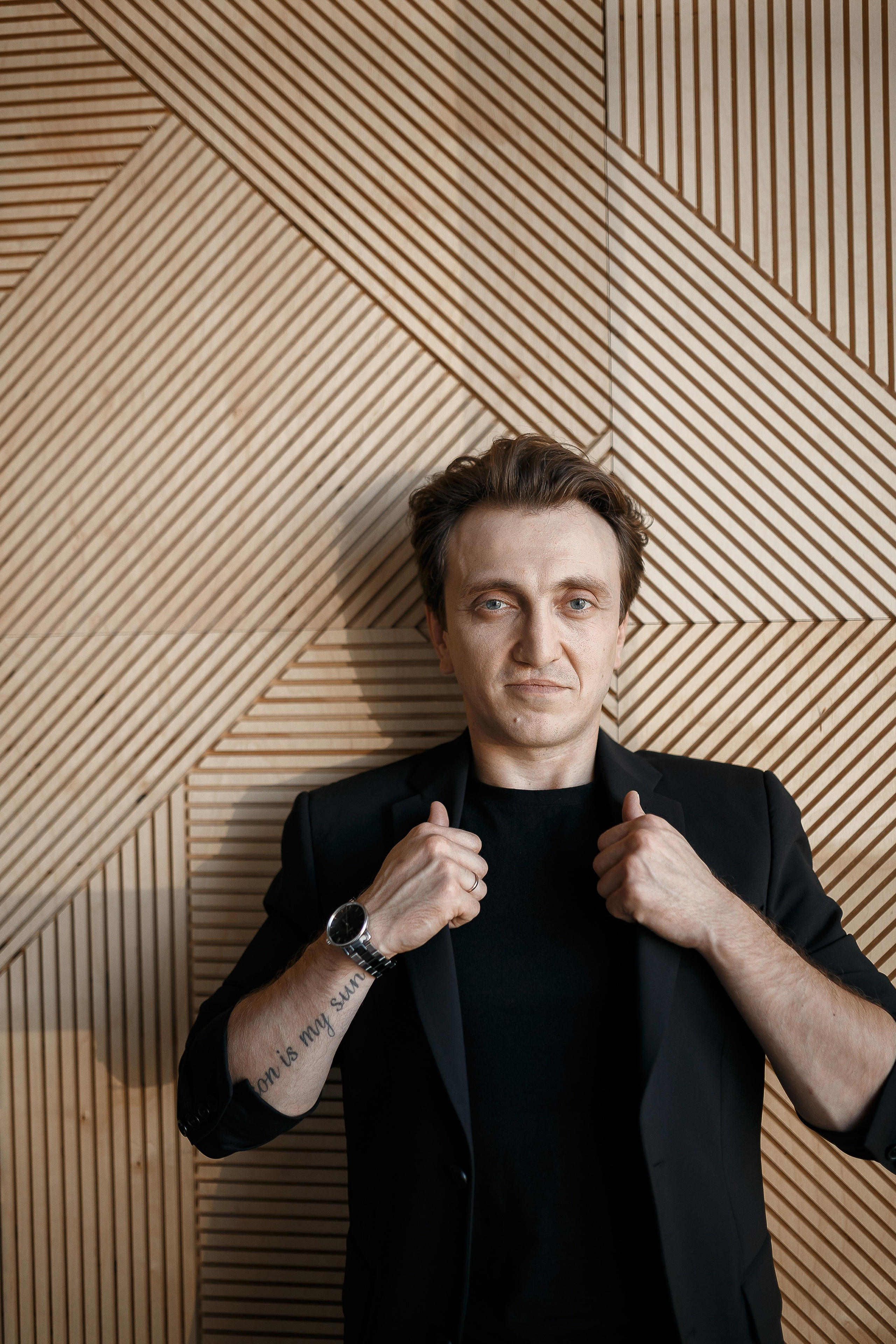 Денис Дорохов. Фотограф в Москве. Каталог, лукбук, портреты